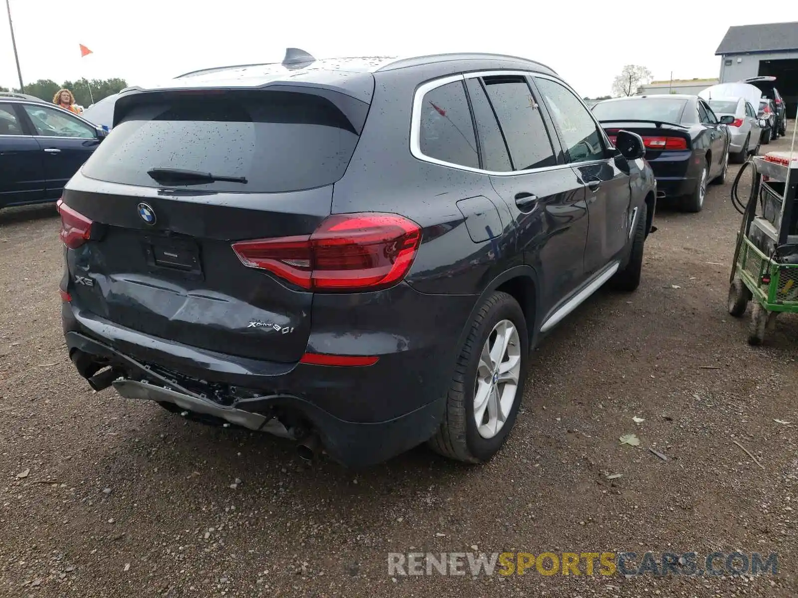 4 Фотография поврежденного автомобиля 5UXTY5C01L9C73996 BMW X3 2020