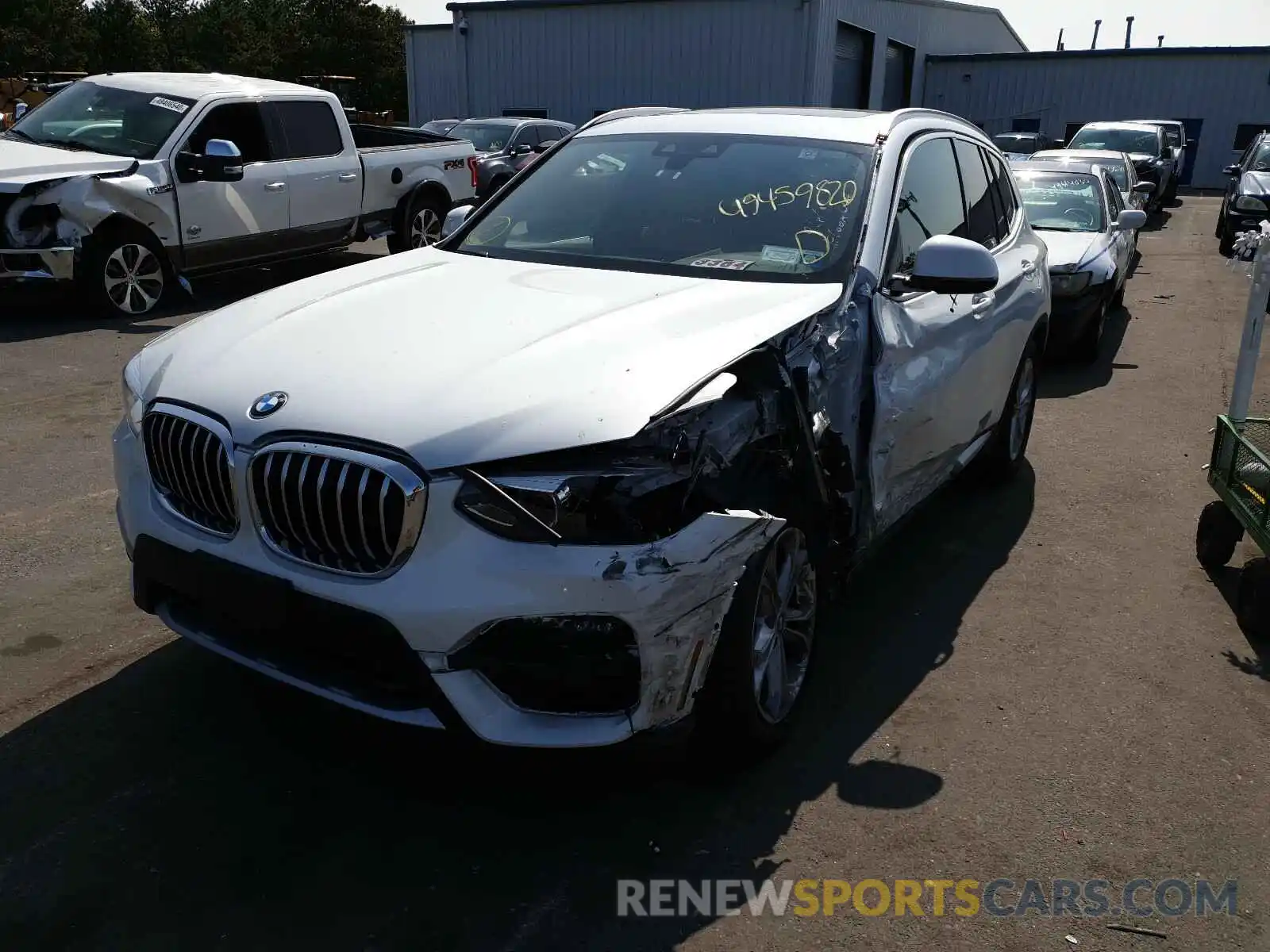 2 Photograph of a damaged car 5UXTY5C01L9C84500 BMW X3 2020