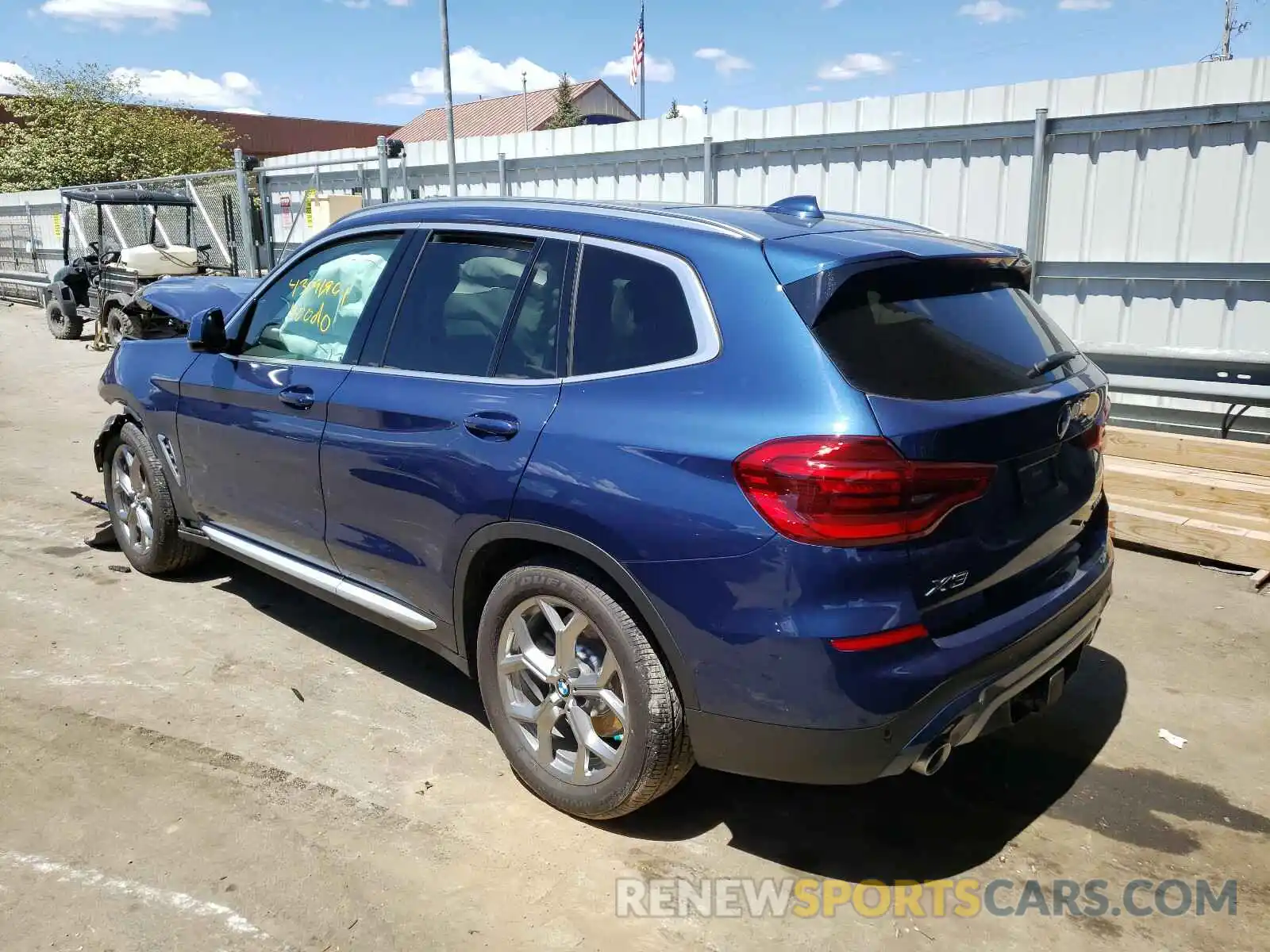 3 Photograph of a damaged car 5UXTY5C01L9D66792 BMW X3 2020