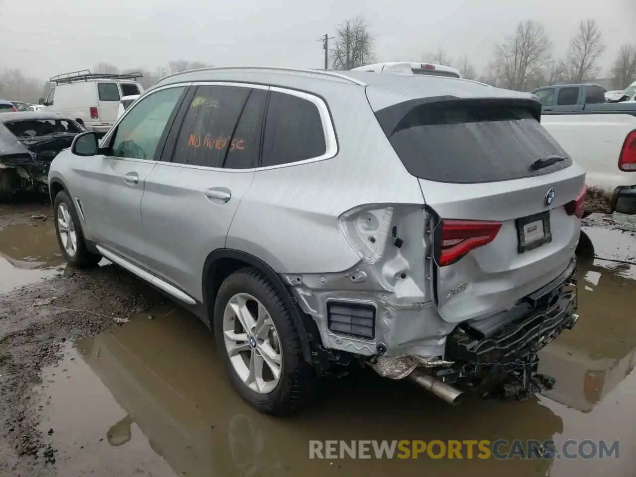 3 Photograph of a damaged car 5UXTY5C02L9B17885 BMW X3 2020