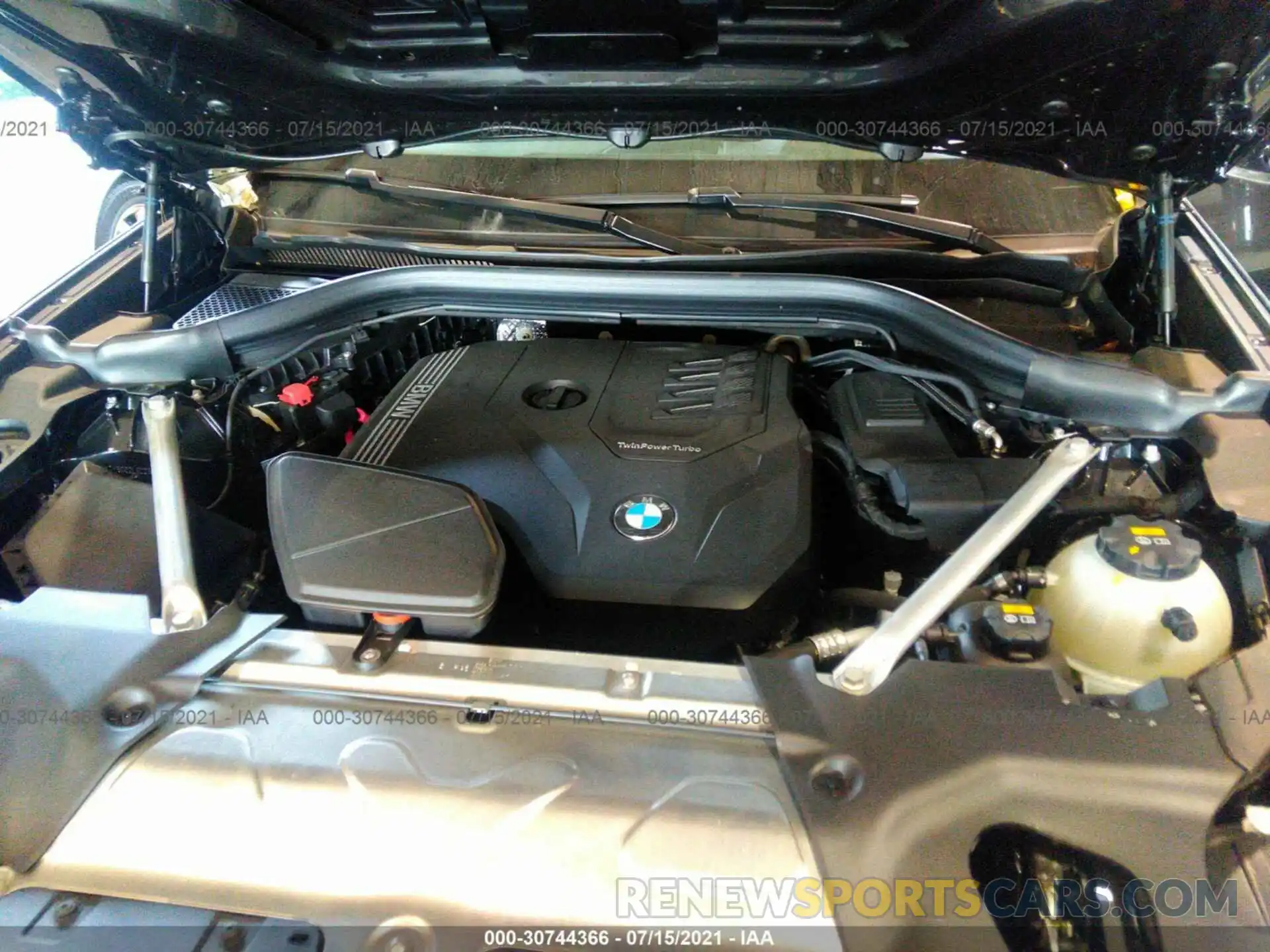 10 Фотография поврежденного автомобиля 5UXTY5C02L9C23253 BMW X3 2020