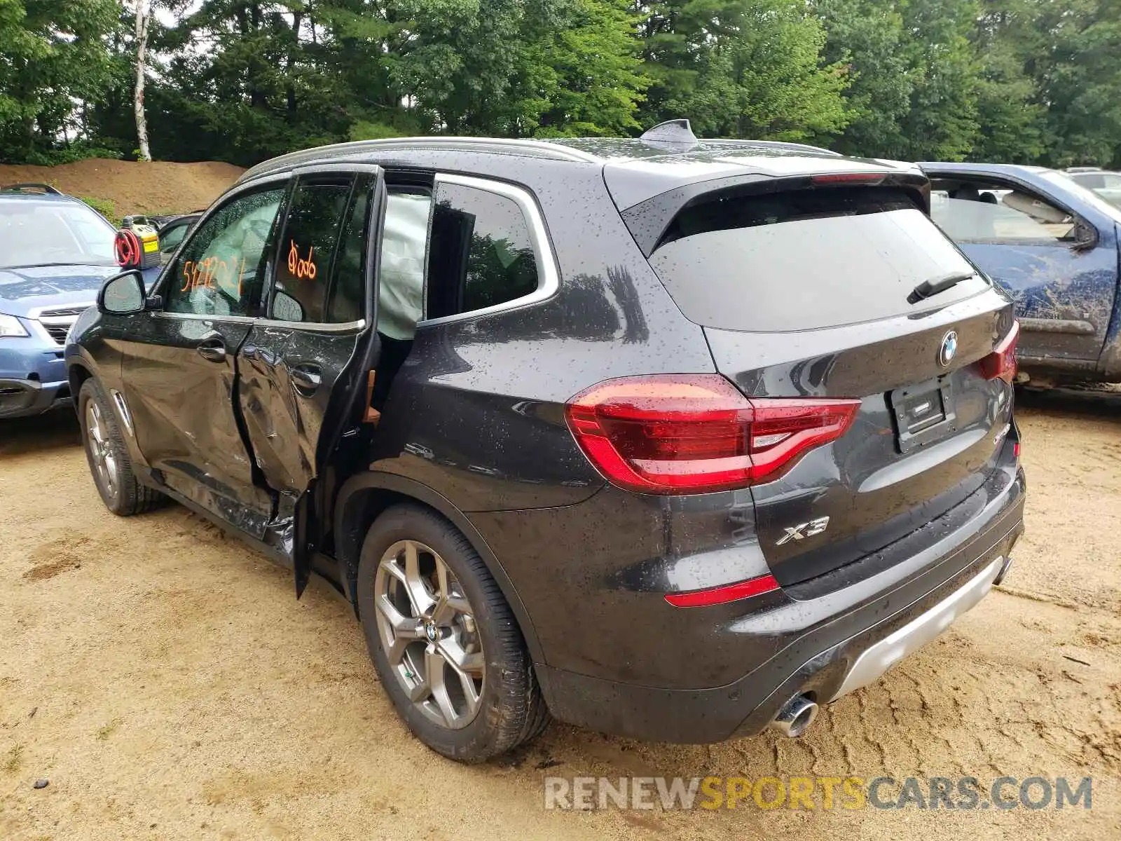 3 Photograph of a damaged car 5UXTY5C02L9D02874 BMW X3 2020