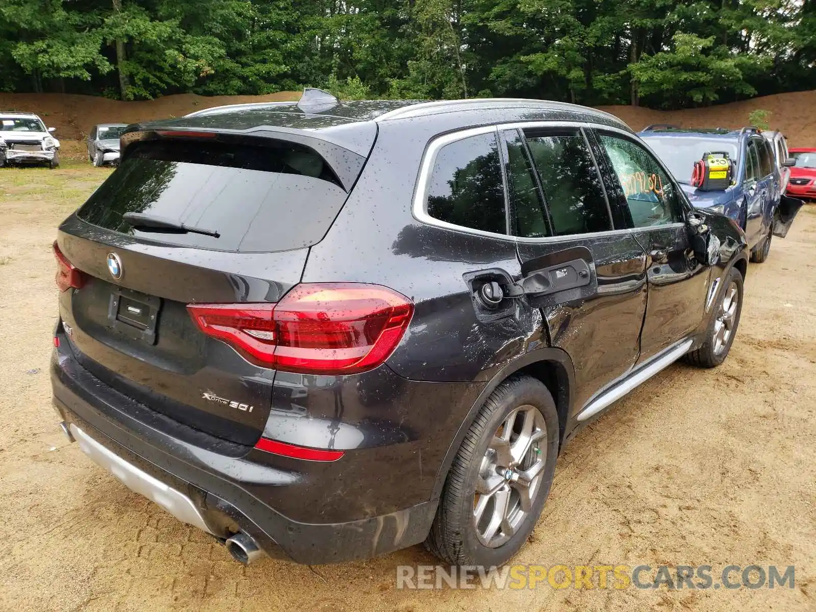 4 Photograph of a damaged car 5UXTY5C02L9D02874 BMW X3 2020