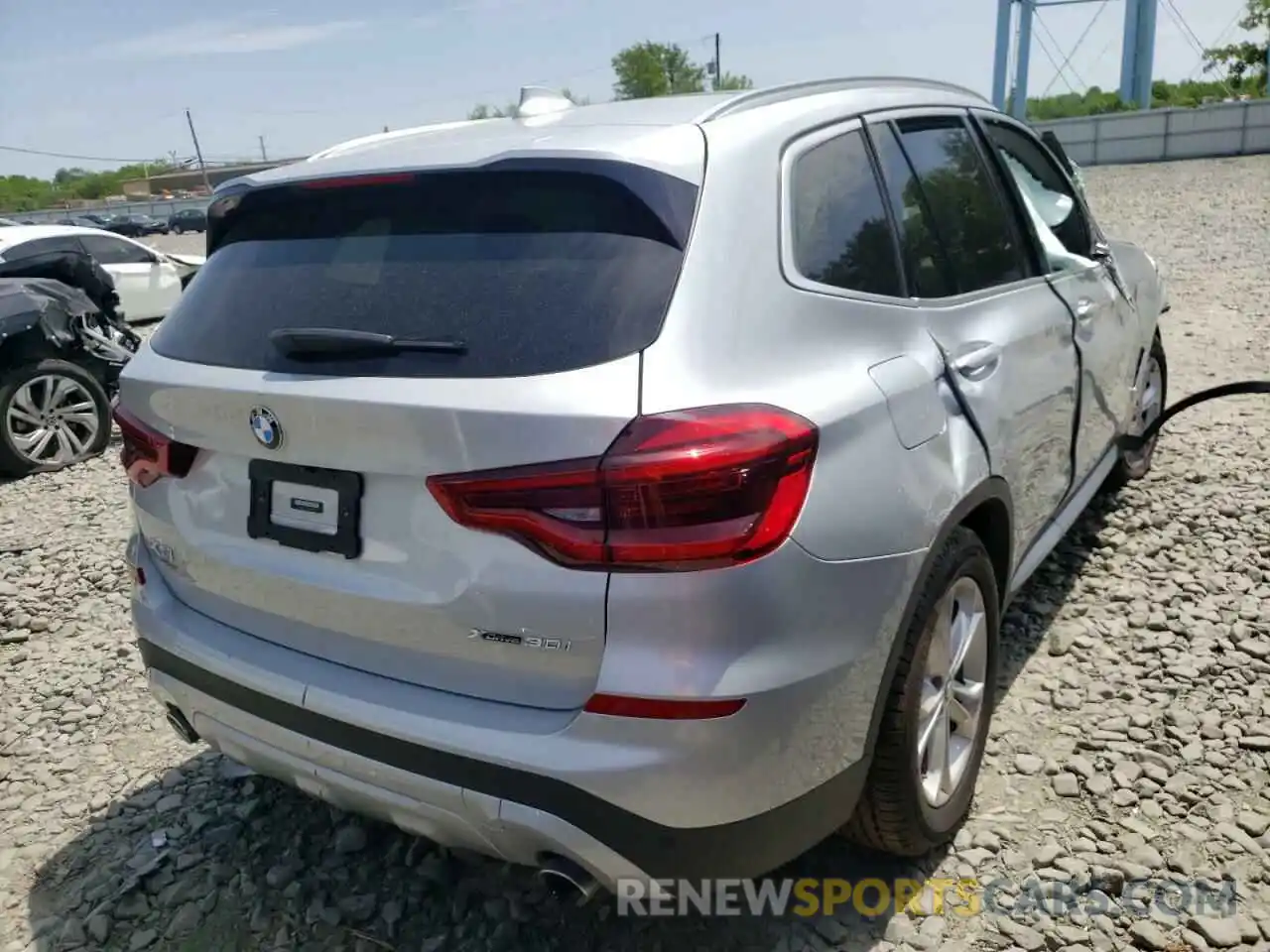 4 Фотография поврежденного автомобиля 5UXTY5C02L9D22770 BMW X3 2020