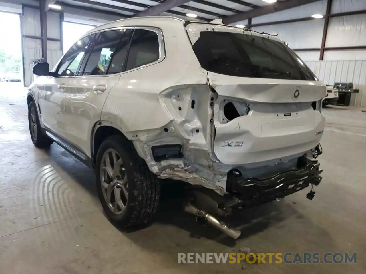 3 Photograph of a damaged car 5UXTY5C02L9D65246 BMW X3 2020