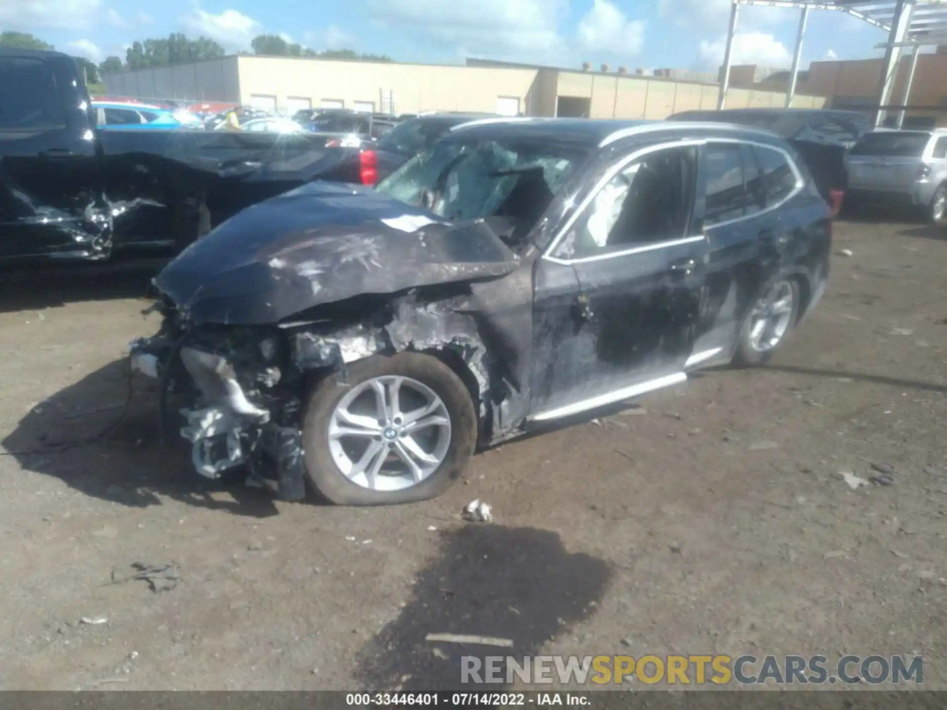 2 Photograph of a damaged car 5UXTY5C02LLT32120 BMW X3 2020