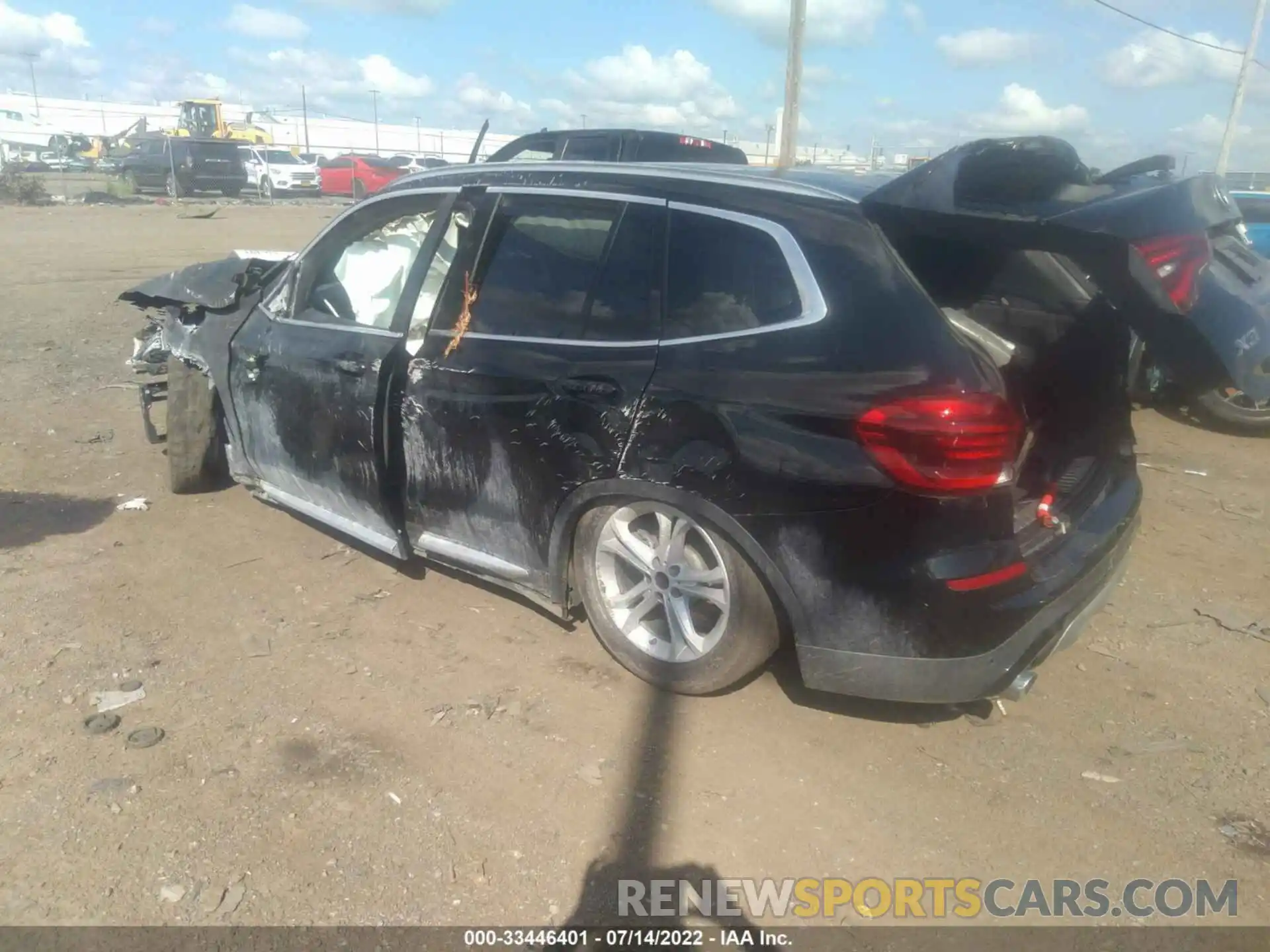 3 Photograph of a damaged car 5UXTY5C02LLT32120 BMW X3 2020