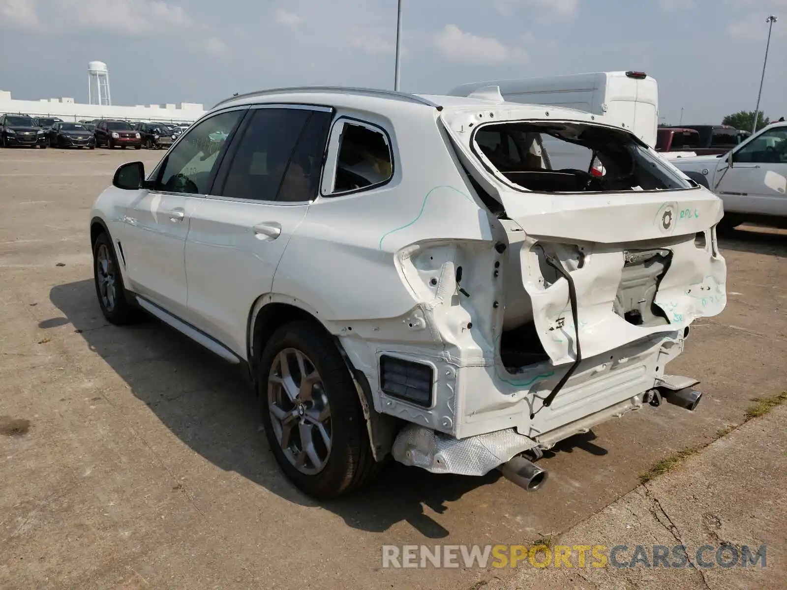 3 Photograph of a damaged car 5UXTY5C03L9B17586 BMW X3 2020