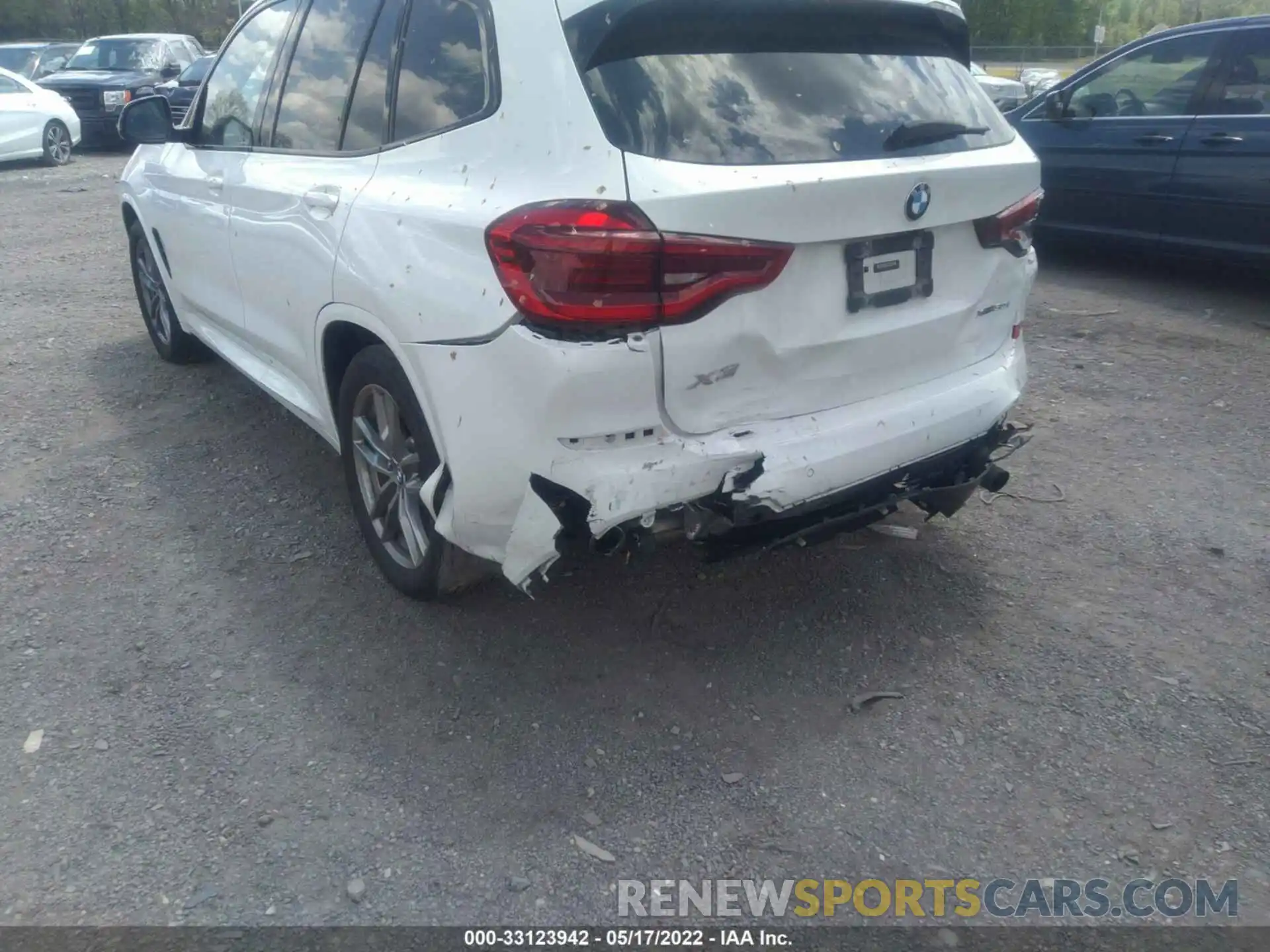 6 Photograph of a damaged car 5UXTY5C03L9B46070 BMW X3 2020