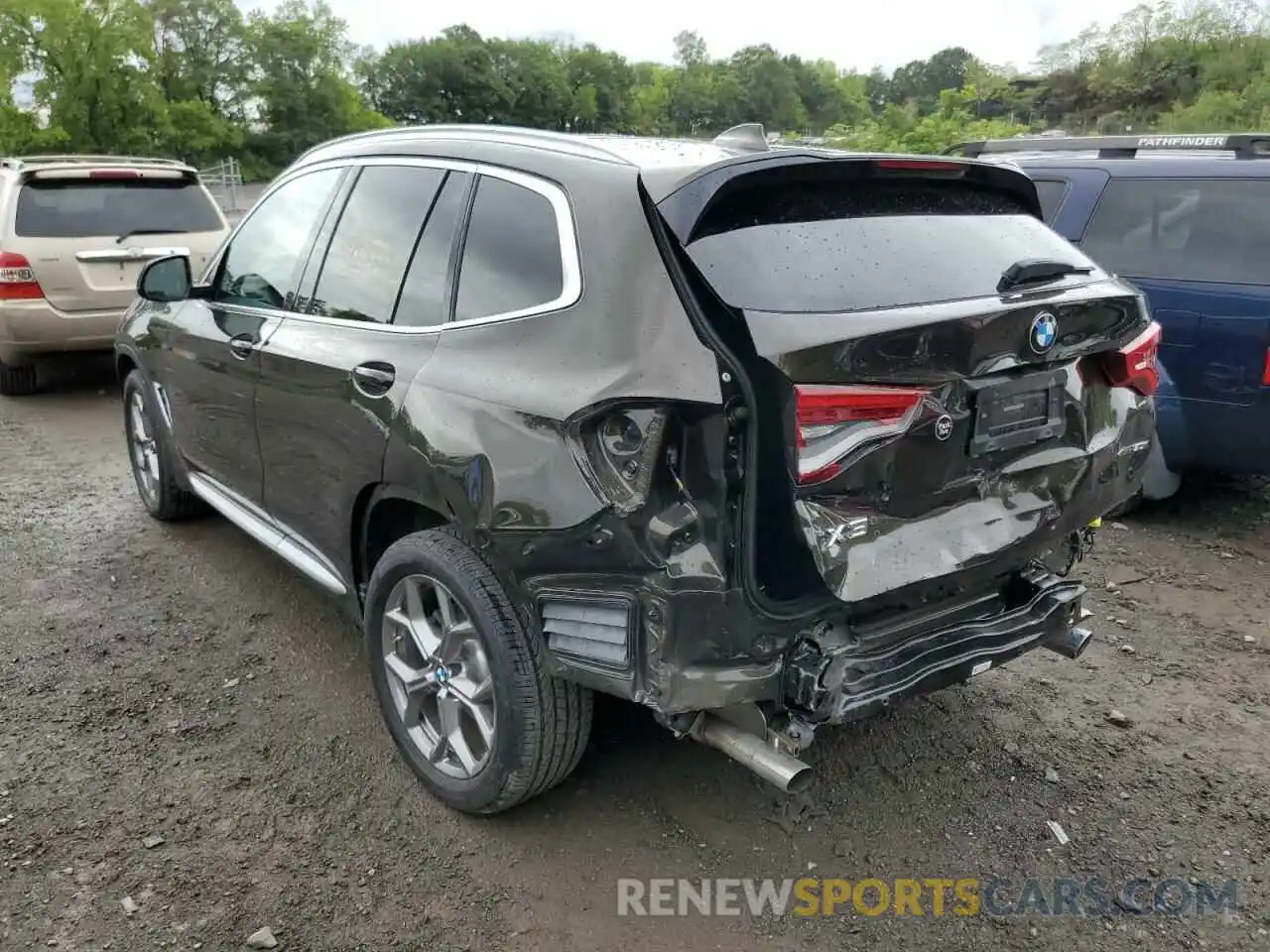 3 Photograph of a damaged car 5UXTY5C03L9B82566 BMW X3 2020