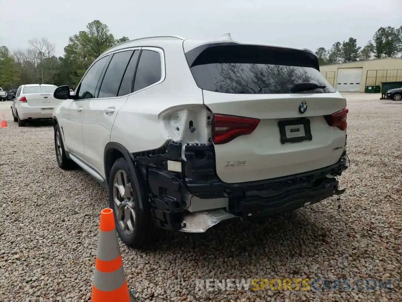 3 Photograph of a damaged car 5UXTY5C03L9C12181 BMW X3 2020