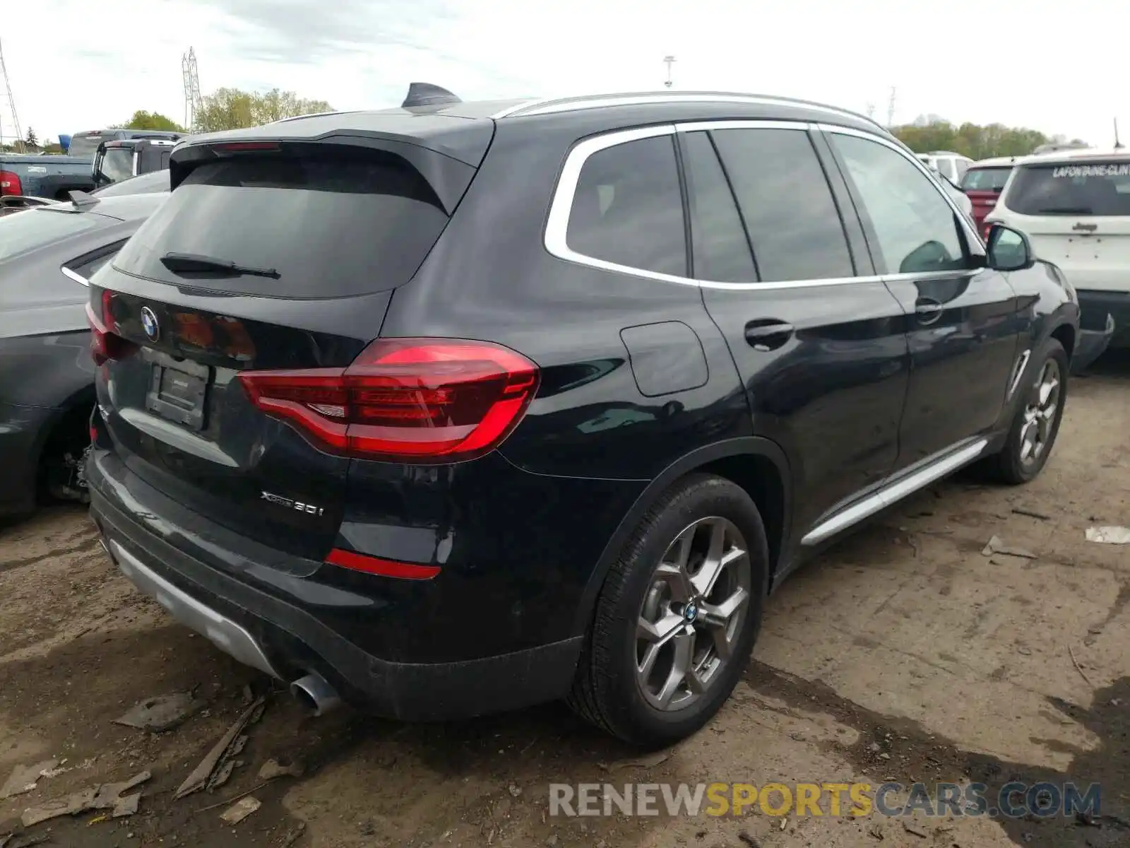 4 Фотография поврежденного автомобиля 5UXTY5C03L9C45939 BMW X3 2020