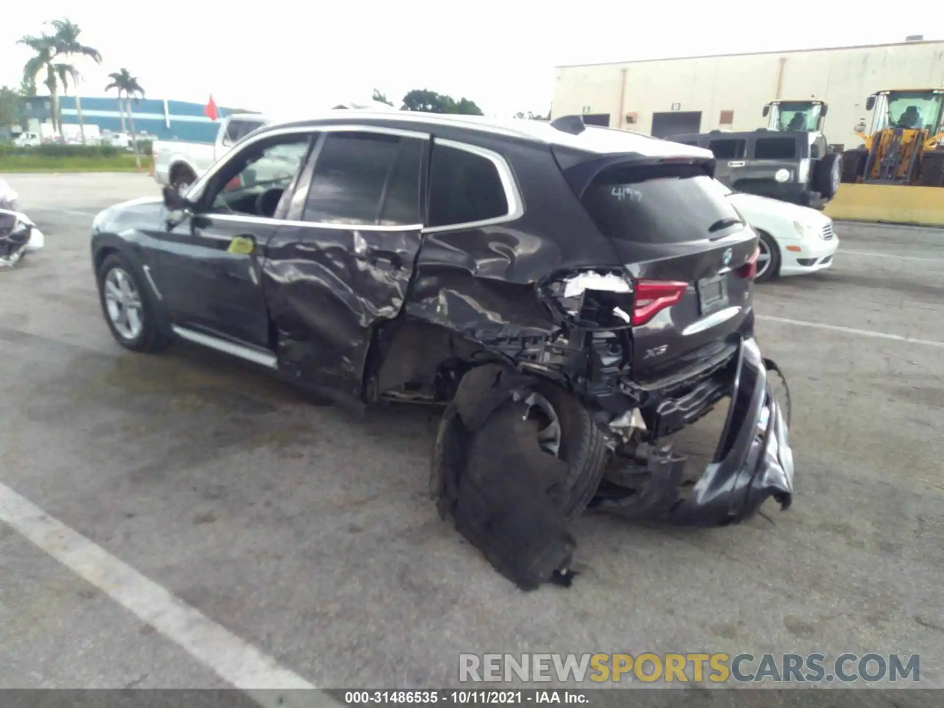 3 Photograph of a damaged car 5UXTY5C03LLT36970 BMW X3 2020