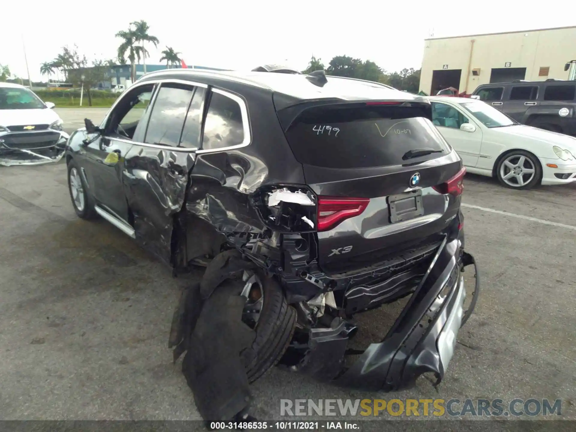 6 Photograph of a damaged car 5UXTY5C03LLT36970 BMW X3 2020