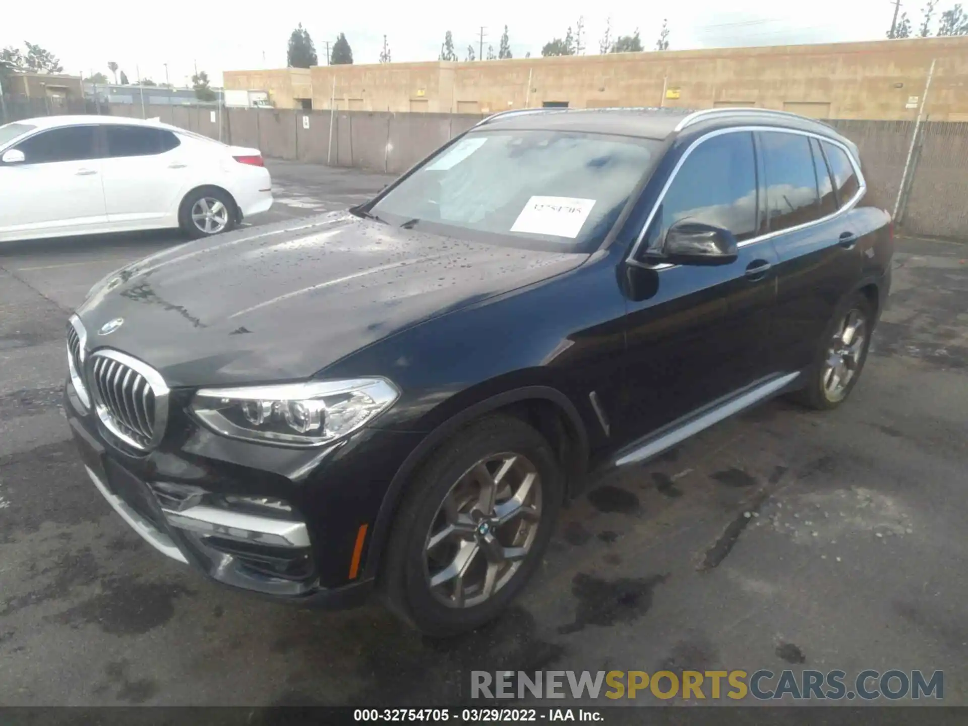 2 Photograph of a damaged car 5UXTY5C04L9B17063 BMW X3 2020