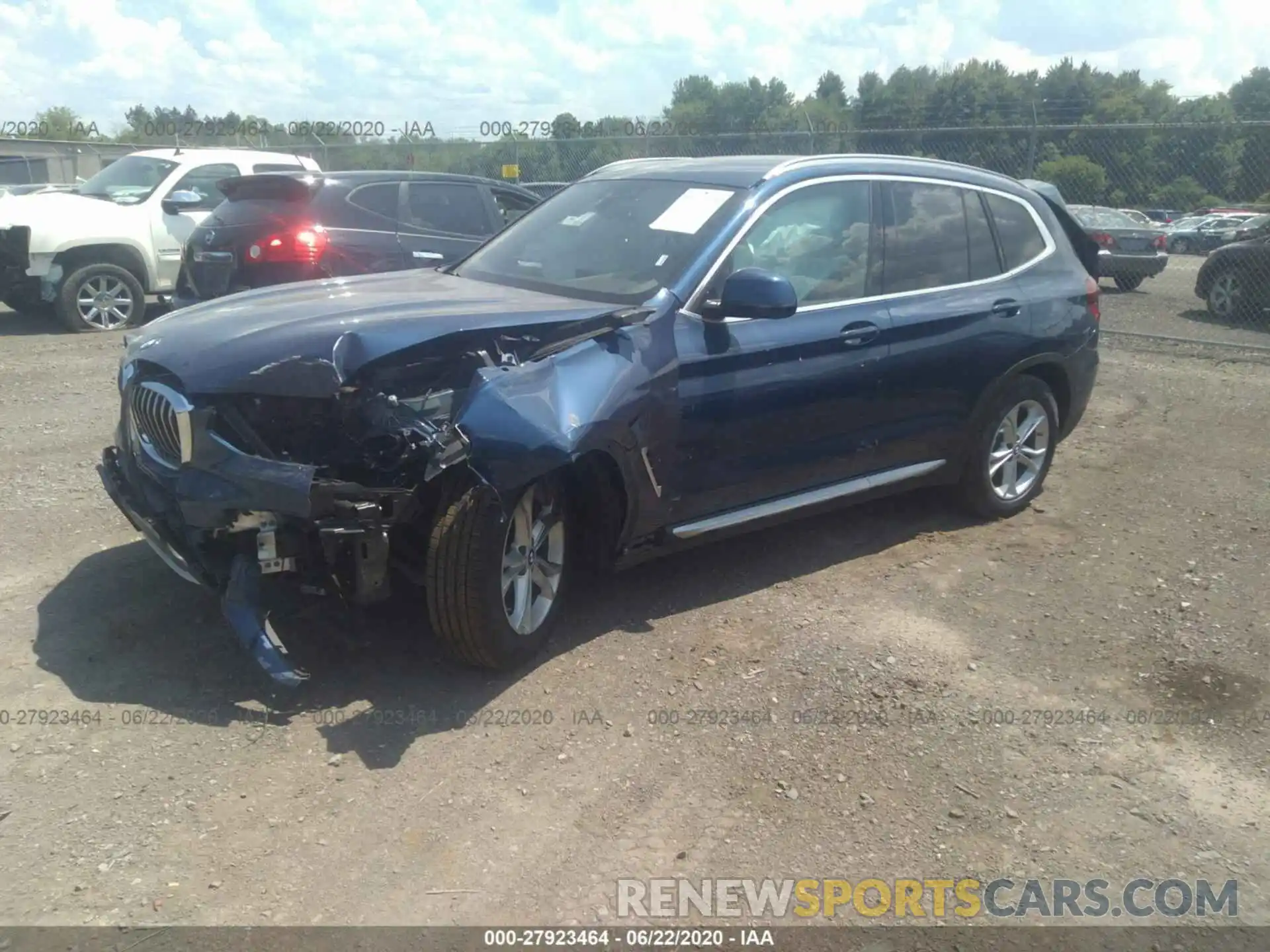 2 Фотография поврежденного автомобиля 5UXTY5C04L9B37829 BMW X3 2020