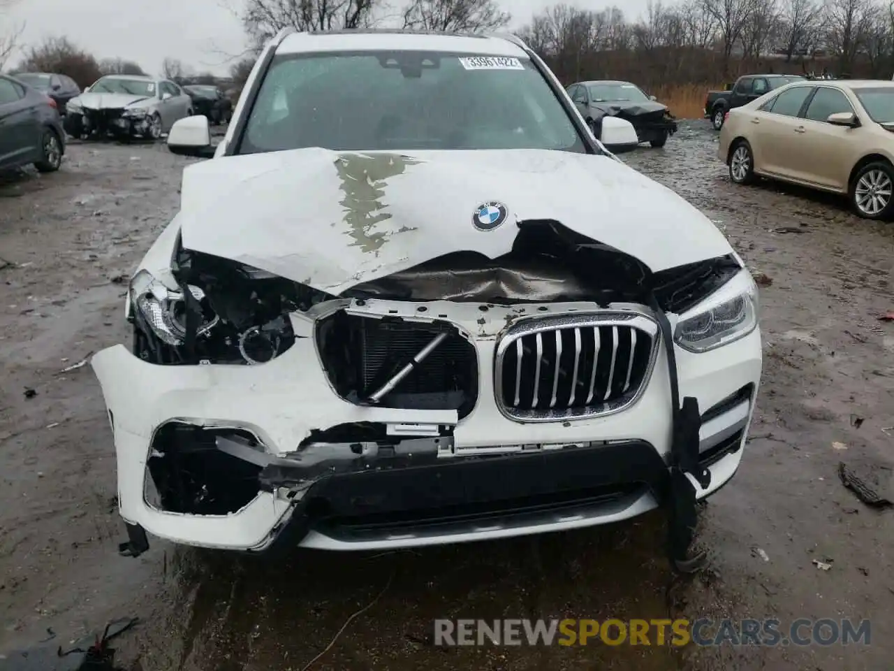 9 Photograph of a damaged car 5UXTY5C04L9B52766 BMW X3 2020