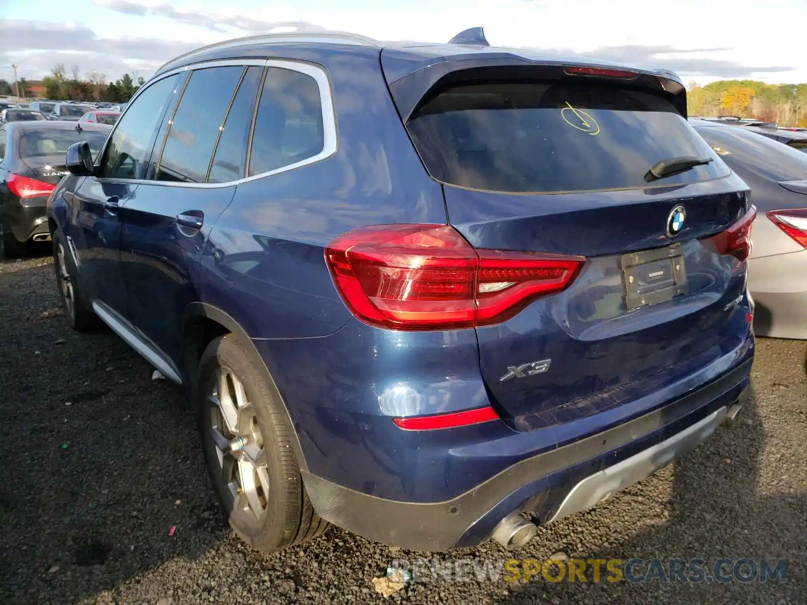 3 Photograph of a damaged car 5UXTY5C04L9B82348 BMW X3 2020