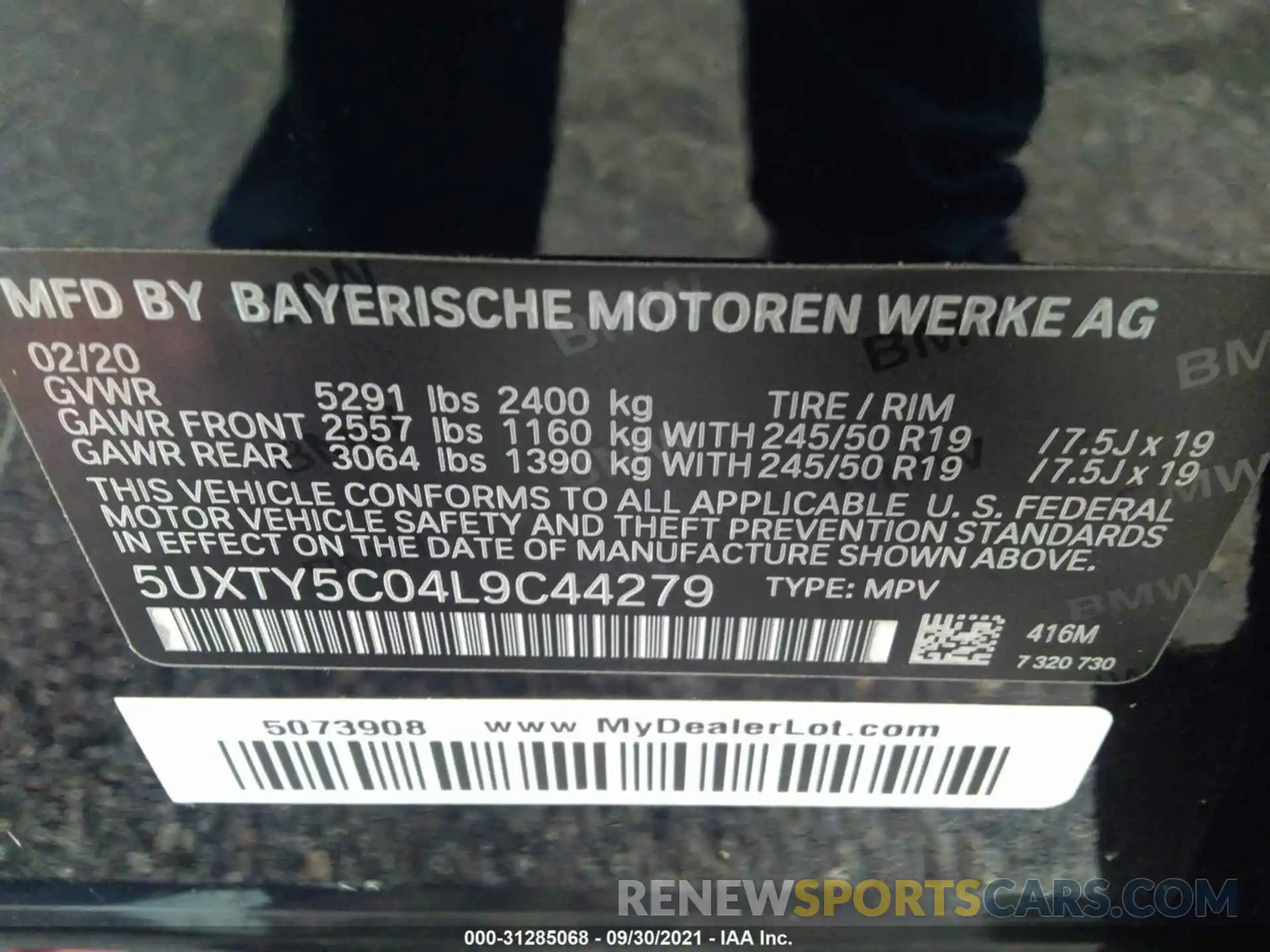 9 Фотография поврежденного автомобиля 5UXTY5C04L9C44279 BMW X3 2020