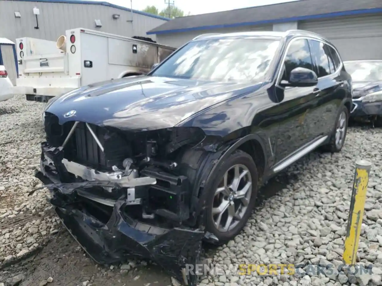 2 Photograph of a damaged car 5UXTY5C04L9C51314 BMW X3 2020