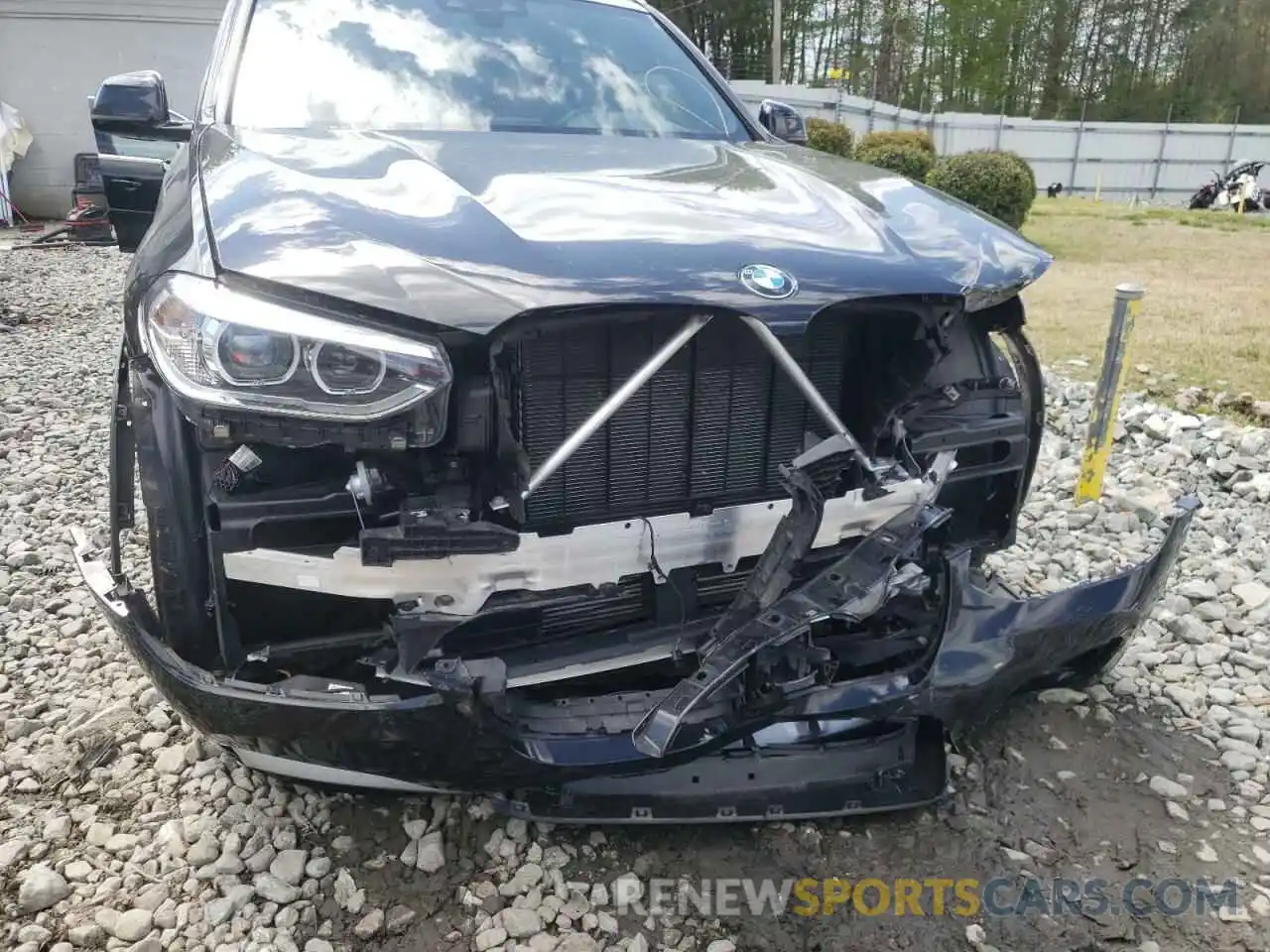 9 Photograph of a damaged car 5UXTY5C04L9C51314 BMW X3 2020