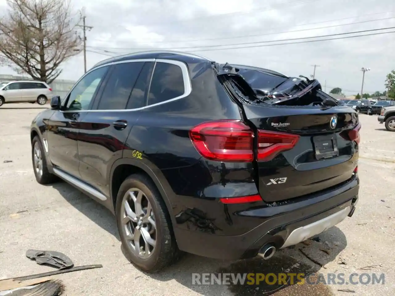 3 Photograph of a damaged car 5UXTY5C04L9D29607 BMW X3 2020