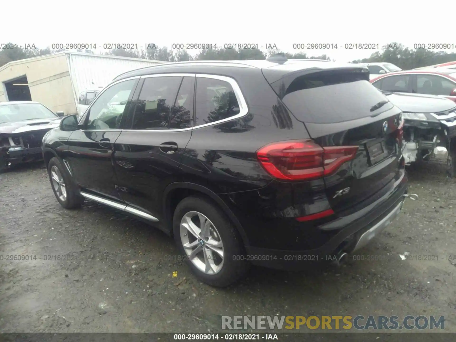 3 Photograph of a damaged car 5UXTY5C04LLT36685 BMW X3 2020