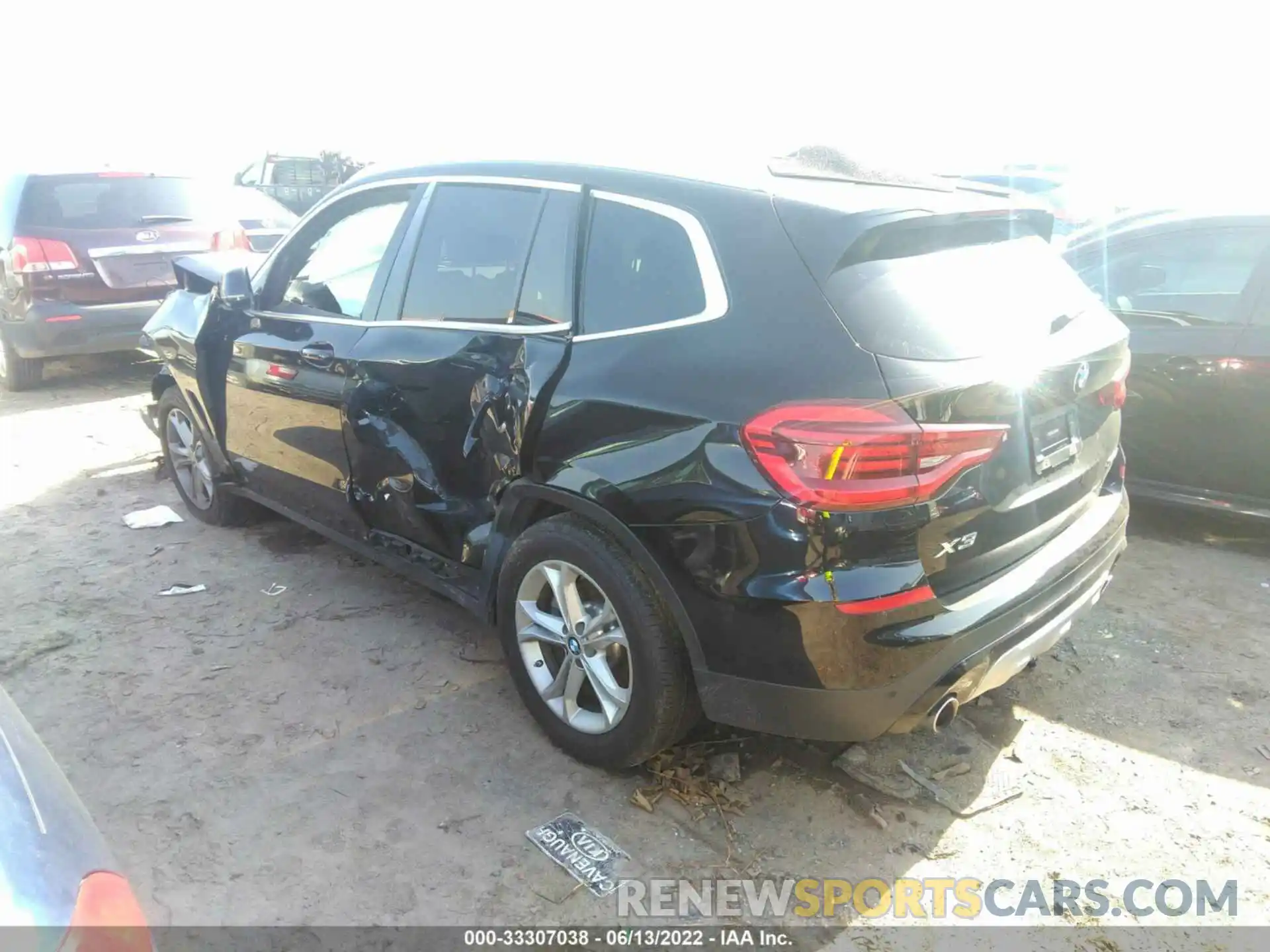 3 Photograph of a damaged car 5UXTY5C04LLT36699 BMW X3 2020