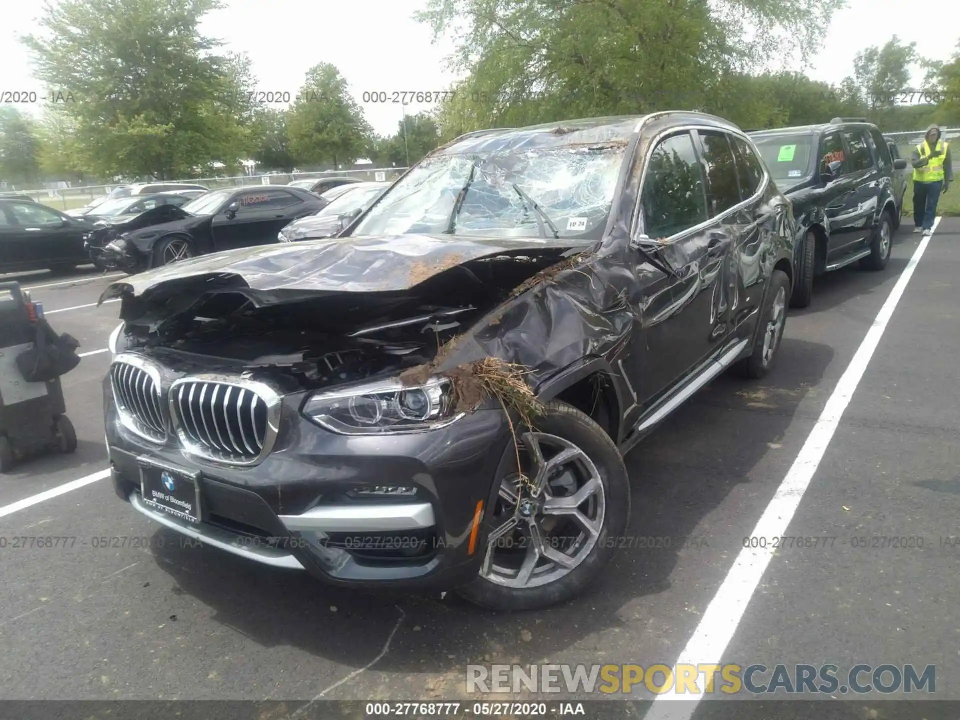 2 Photograph of a damaged car 5UXTY5C04LLT37223 BMW X3 2020