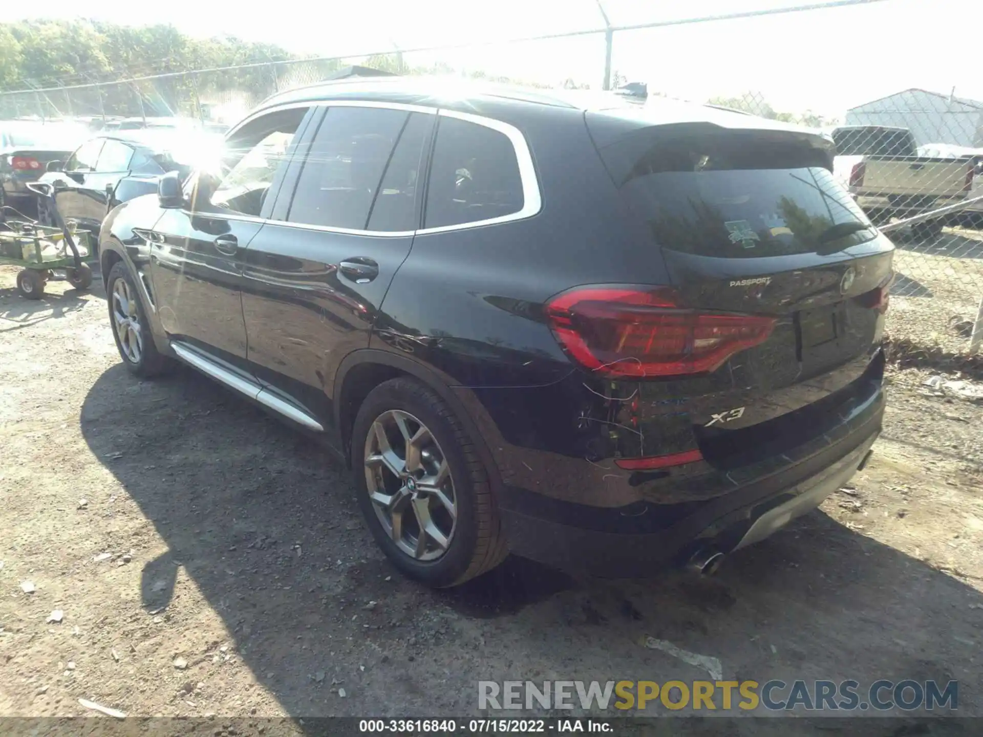 3 Photograph of a damaged car 5UXTY5C04LLT37657 BMW X3 2020