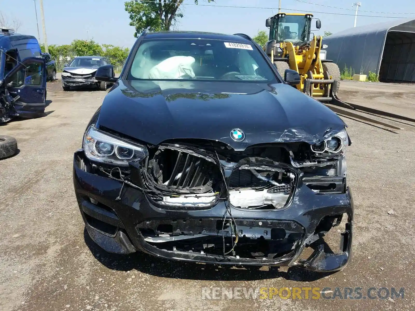 9 Photograph of a damaged car 5UXTY5C04LLT38775 BMW X3 2020