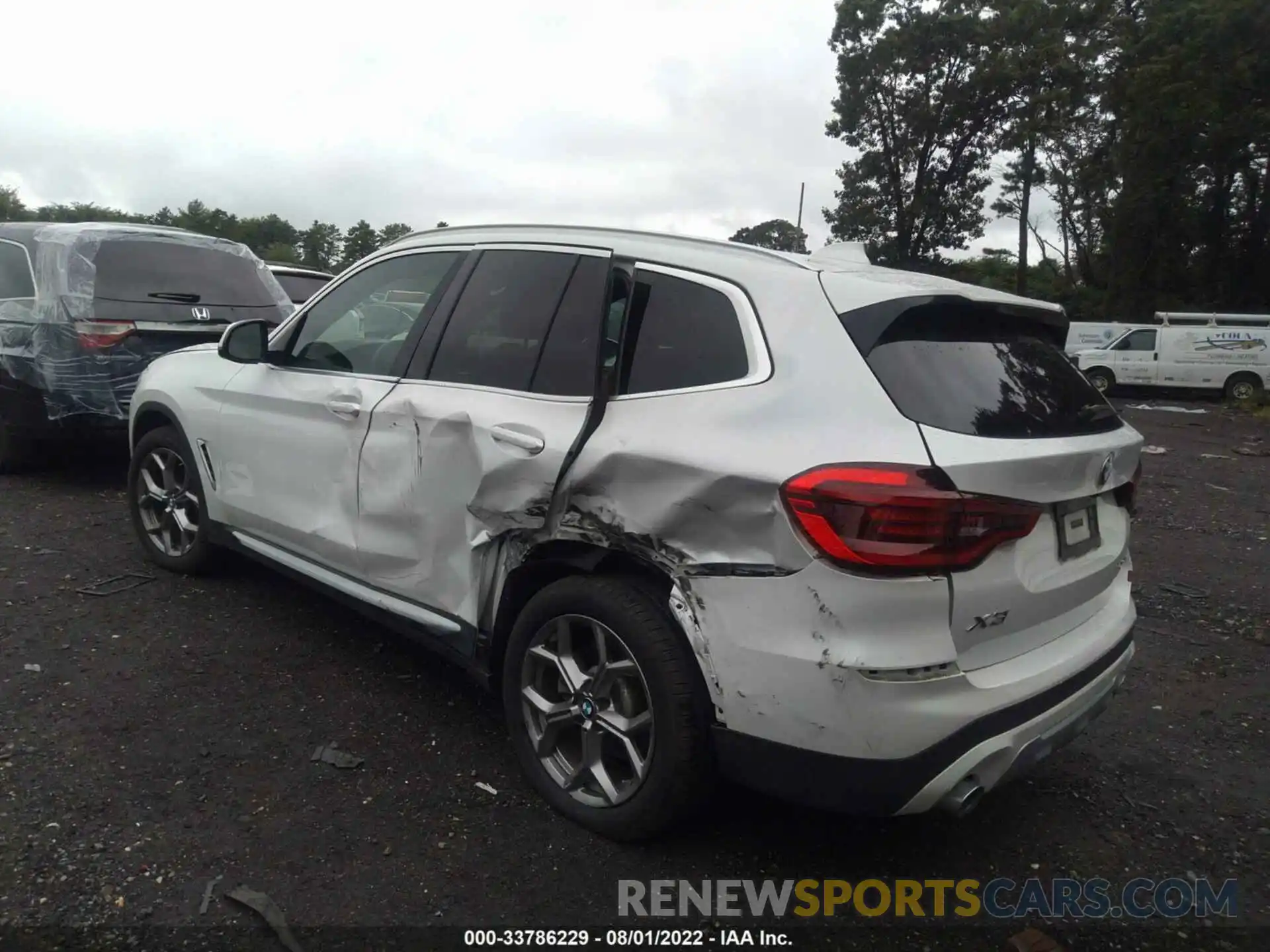 6 Photograph of a damaged car 5UXTY5C05L9B50489 BMW X3 2020