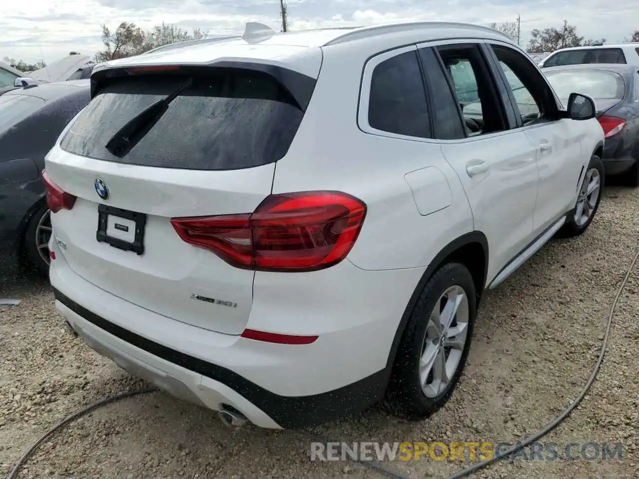 4 Фотография поврежденного автомобиля 5UXTY5C05L9C19147 BMW X3 2020