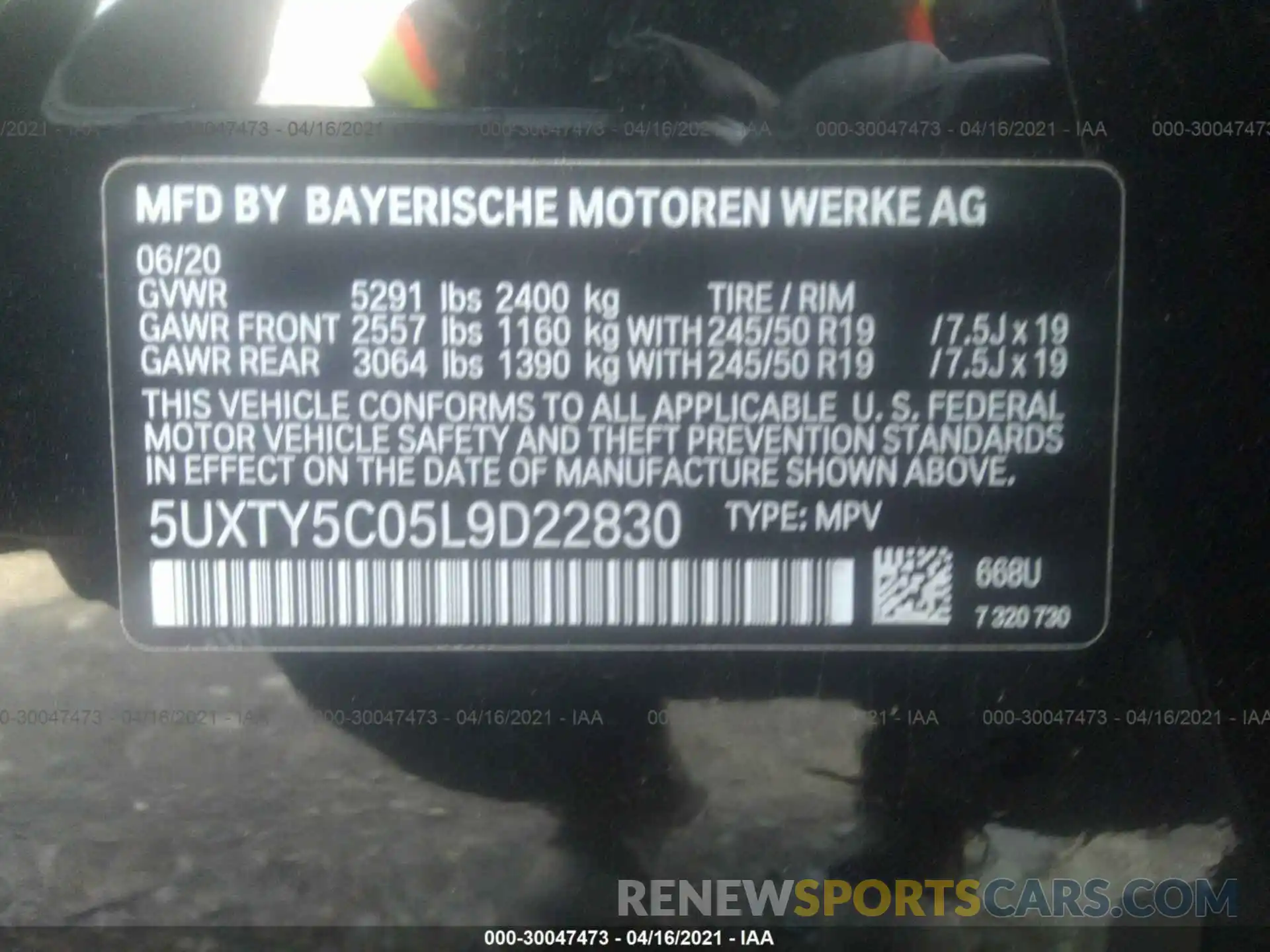 9 Photograph of a damaged car 5UXTY5C05L9D22830 BMW X3 2020