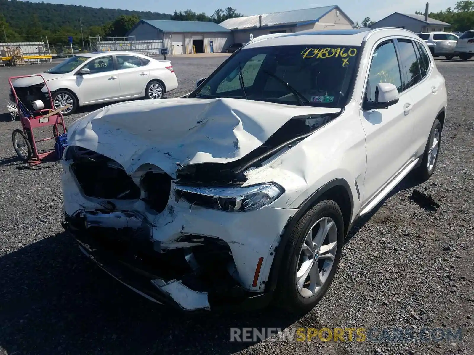 2 Photograph of a damaged car 5UXTY5C05LLE58278 BMW X3 2020