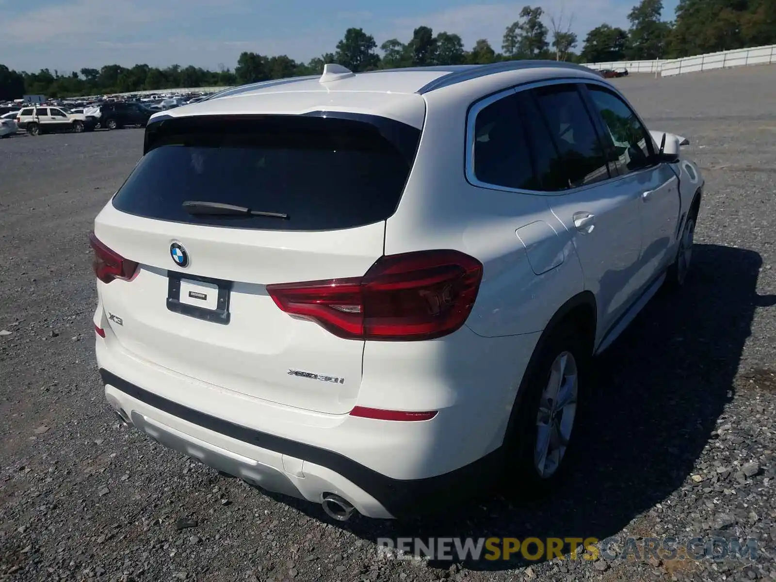 4 Photograph of a damaged car 5UXTY5C05LLE58278 BMW X3 2020