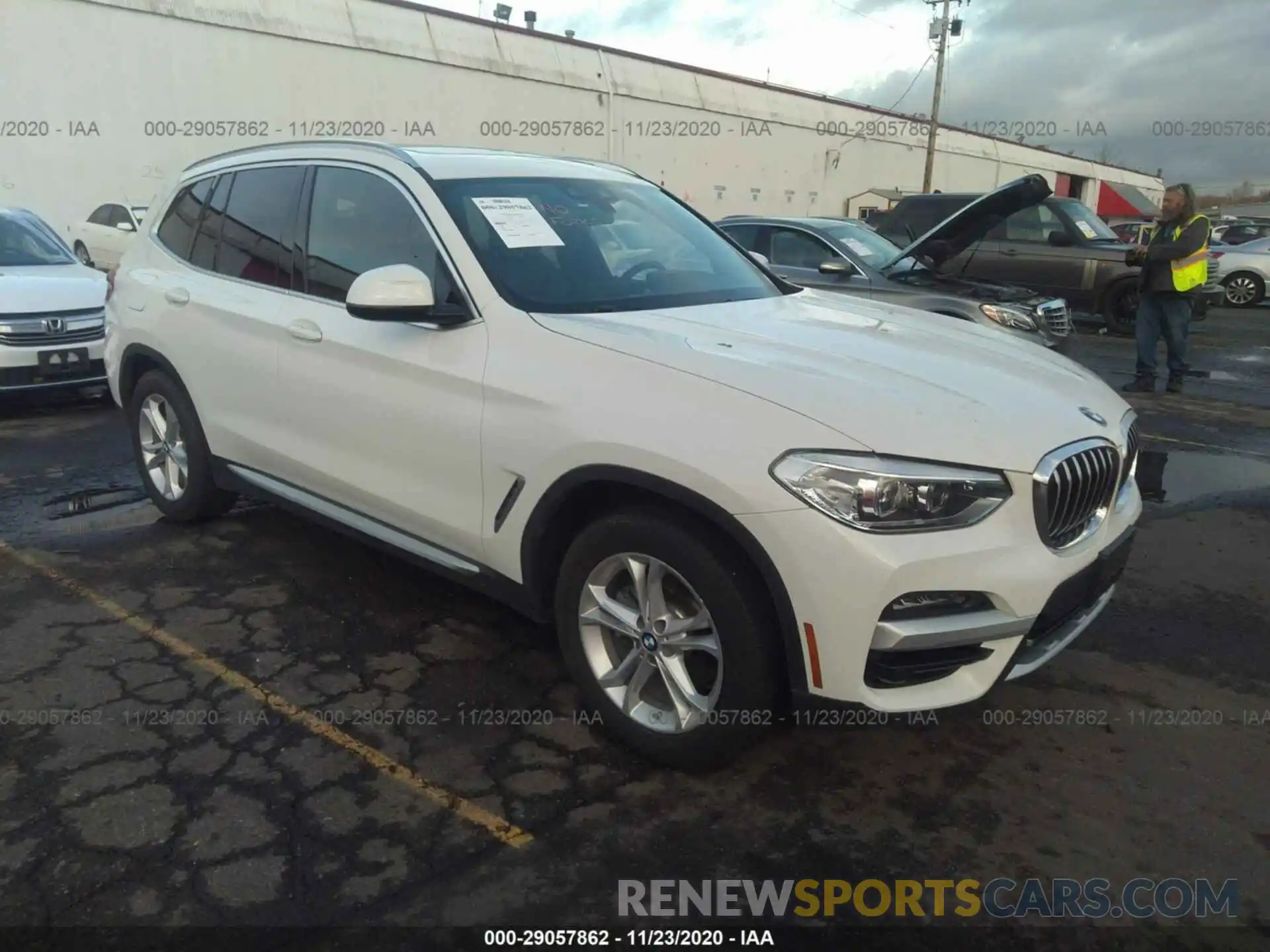 1 Photograph of a damaged car 5UXTY5C05LLT31835 BMW X3 2020