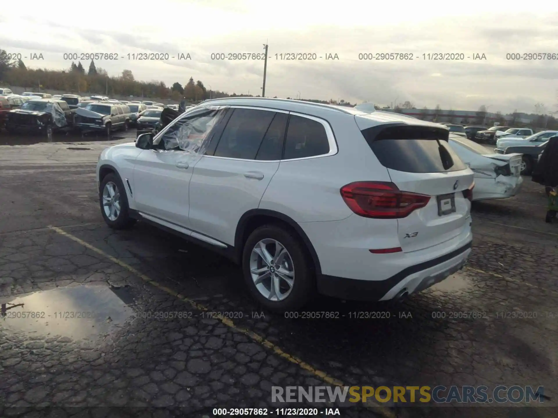 3 Photograph of a damaged car 5UXTY5C05LLT31835 BMW X3 2020