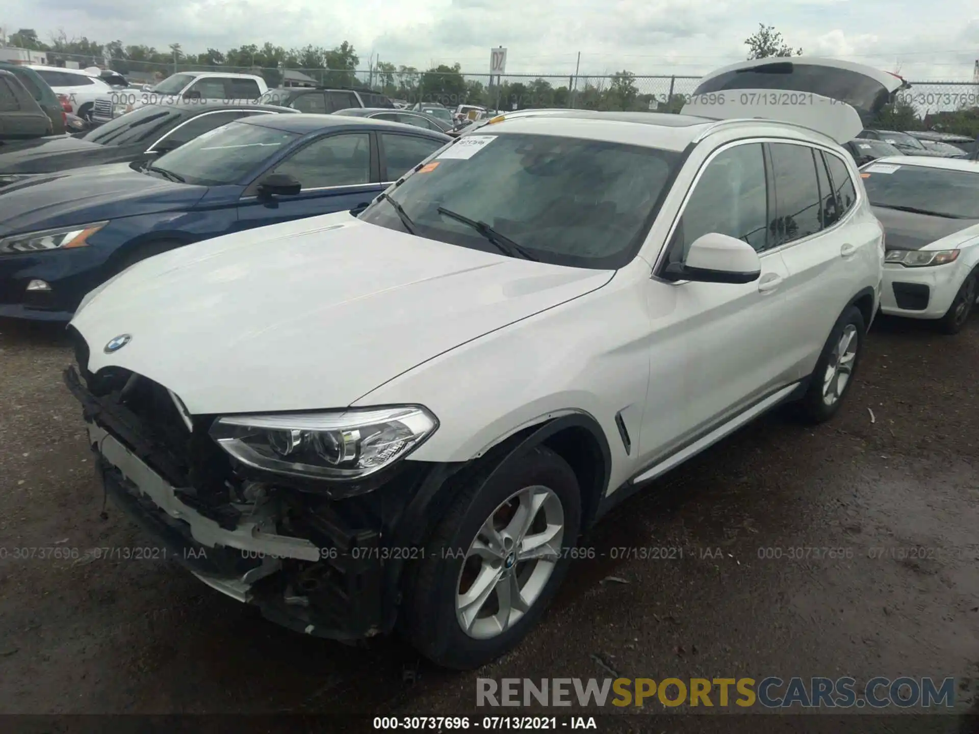 2 Фотография поврежденного автомобиля 5UXTY5C06L9B65082 BMW X3 2020