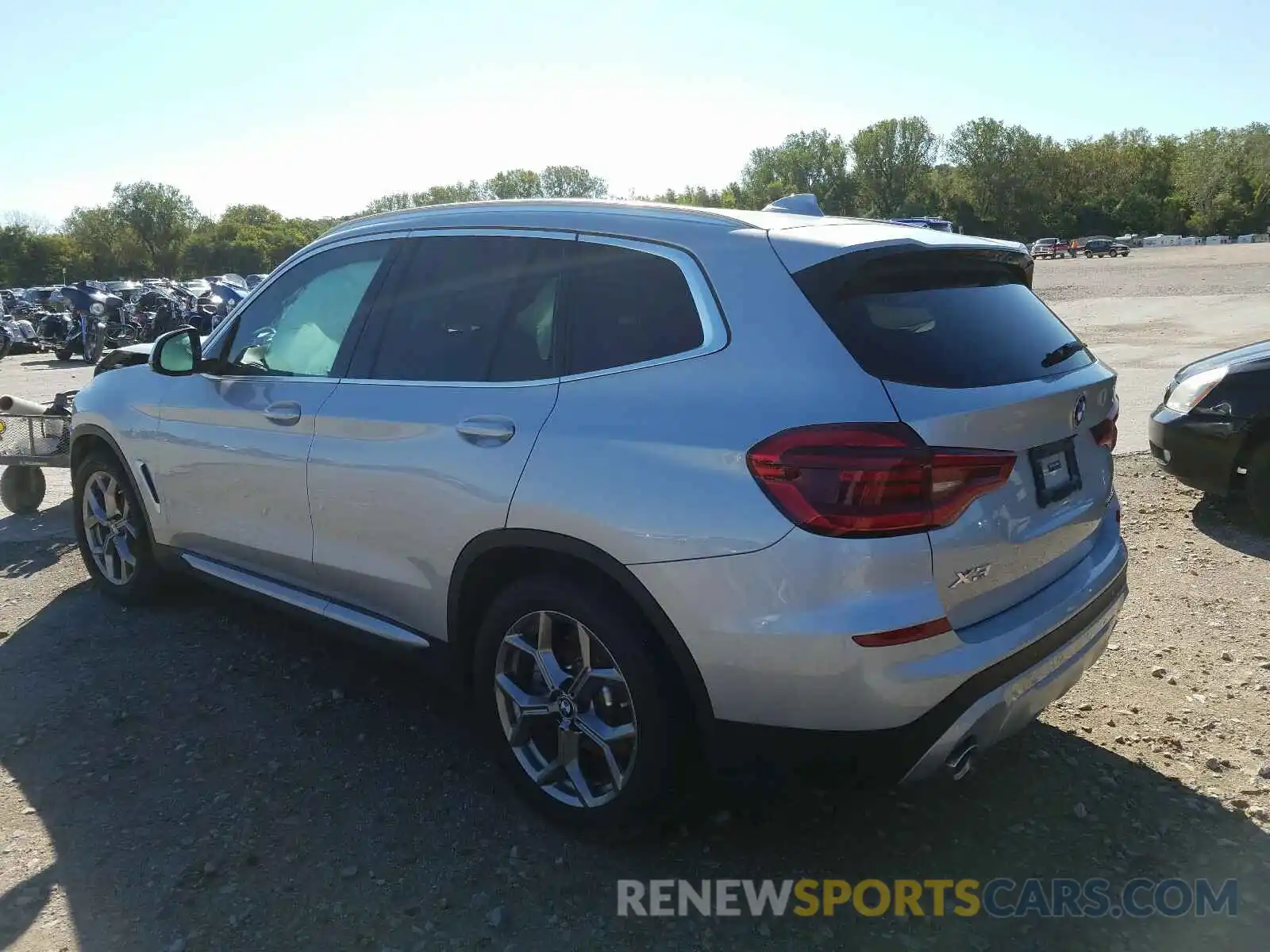 3 Photograph of a damaged car 5UXTY5C06L9B69844 BMW X3 2020