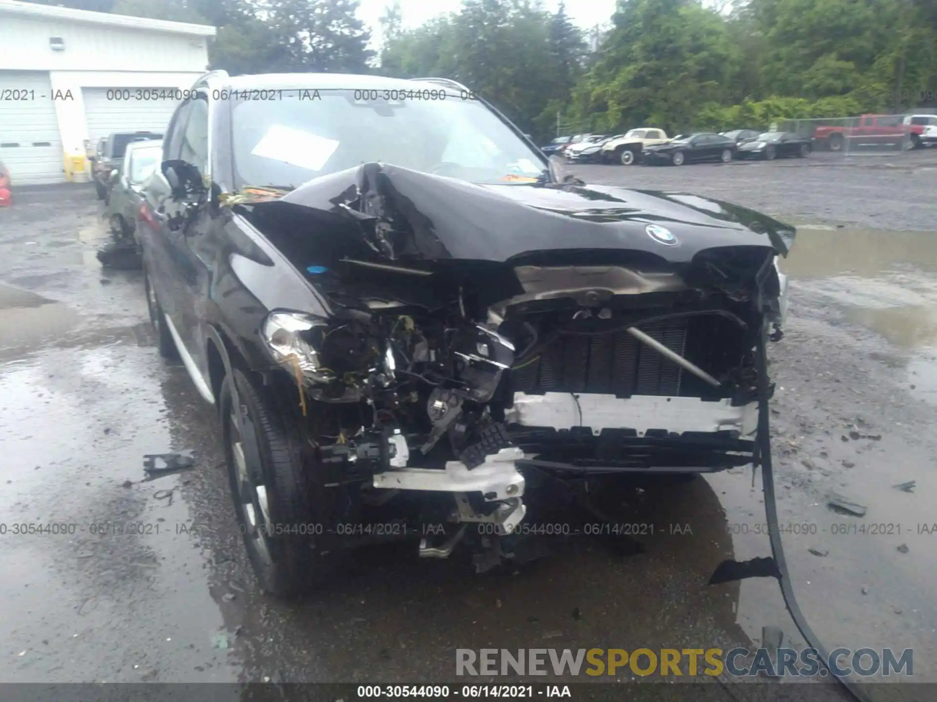 6 Photograph of a damaged car 5UXTY5C06L9B82593 BMW X3 2020