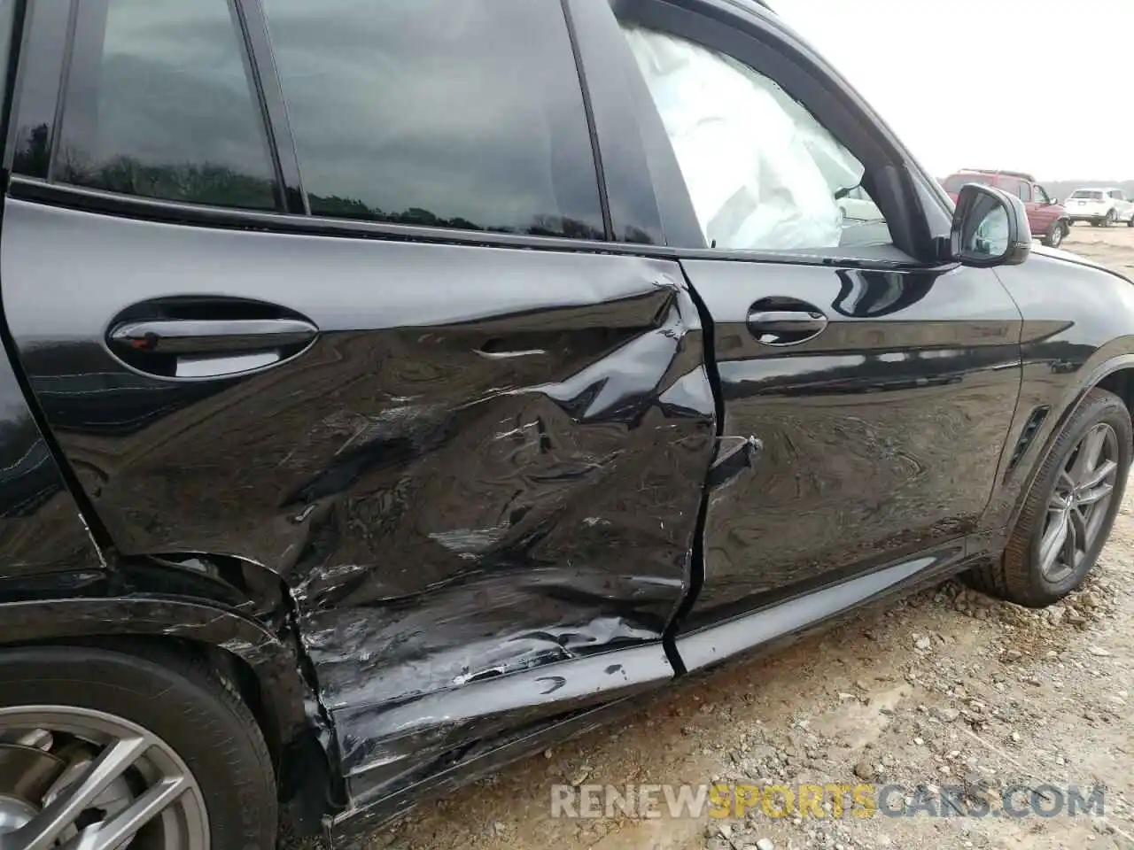 9 Photograph of a damaged car 5UXTY5C06L9C53338 BMW X3 2020