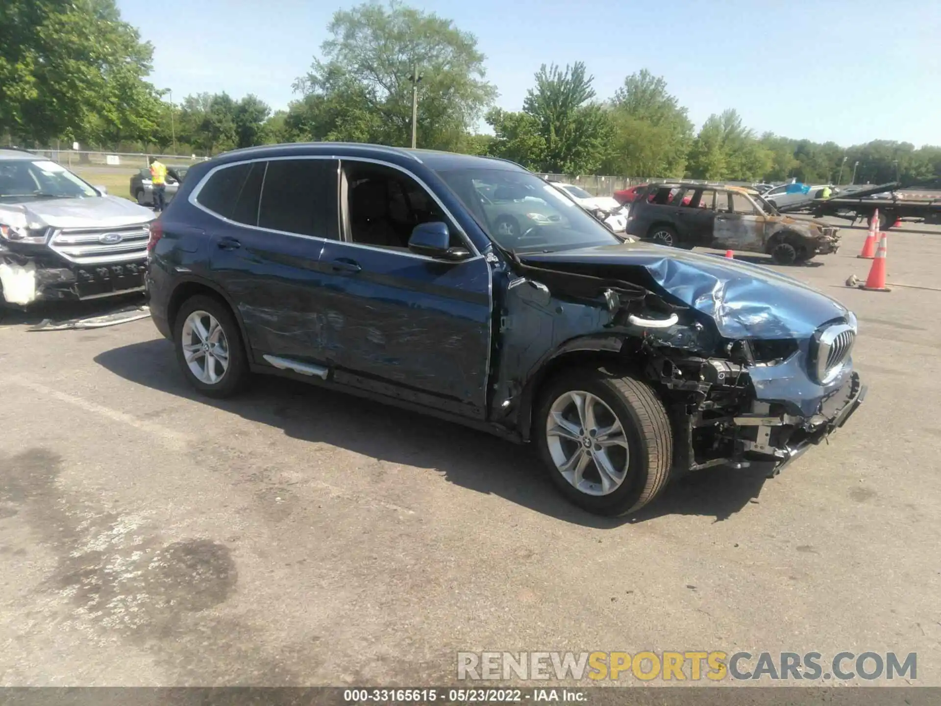 6 Photograph of a damaged car 5UXTY5C06L9C98263 BMW X3 2020