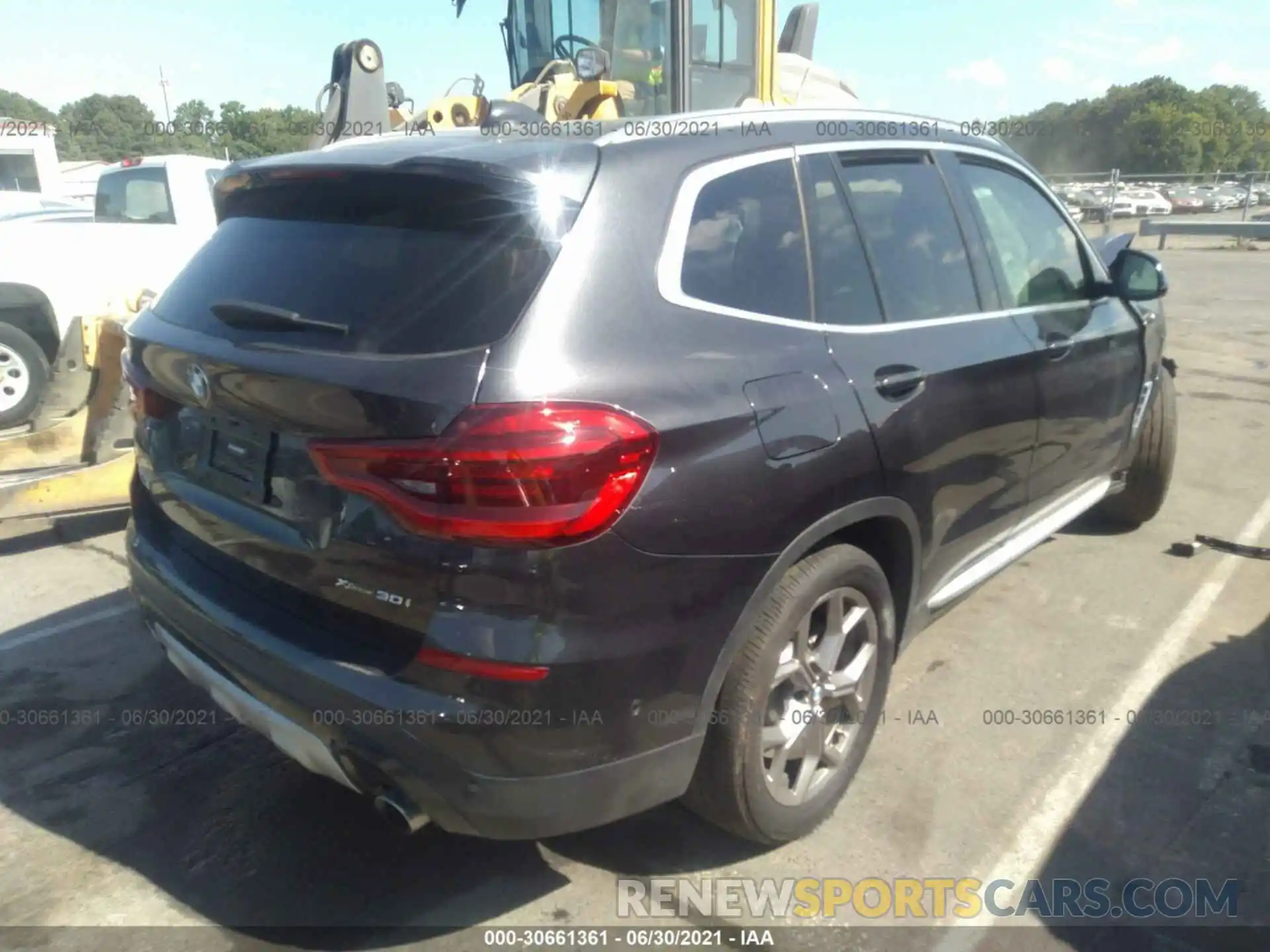 4 Фотография поврежденного автомобиля 5UXTY5C06L9D11481 BMW X3 2020