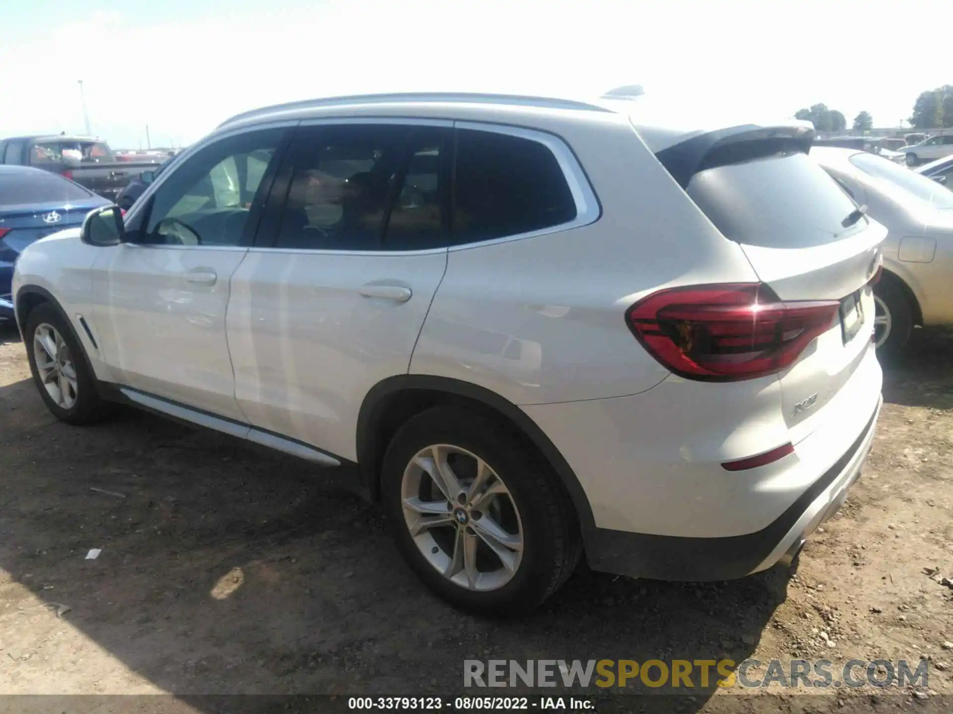 3 Photograph of a damaged car 5UXTY5C06LLE58001 BMW X3 2020