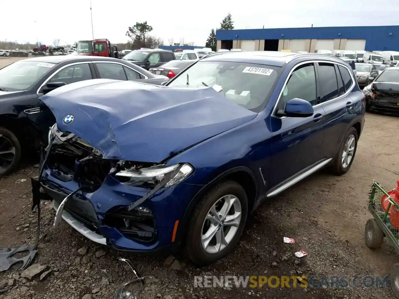 2 Photograph of a damaged car 5UXTY5C06LLT33559 BMW X3 2020