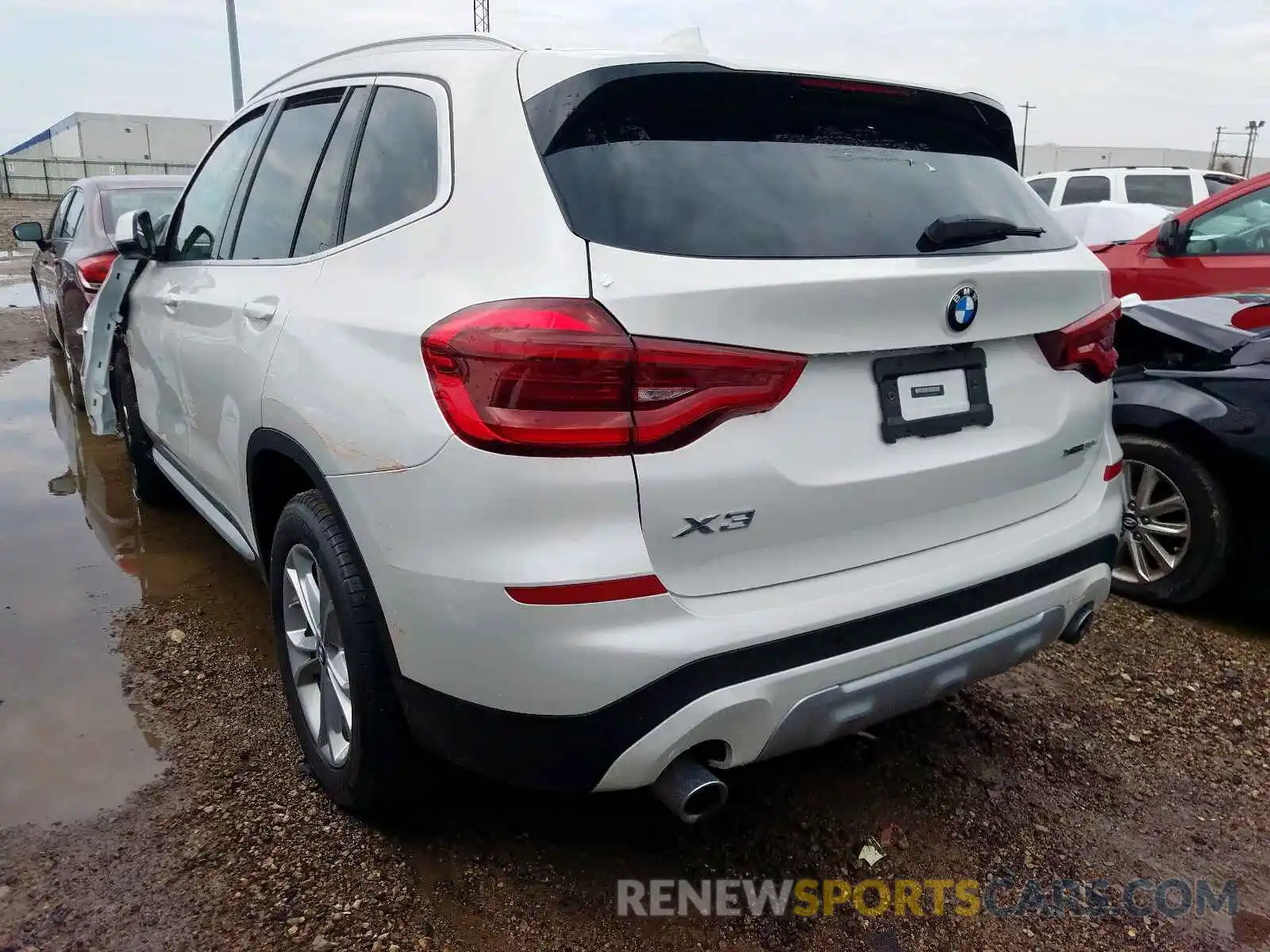 3 Photograph of a damaged car 5UXTY5C07L9B30258 BMW X3 2020