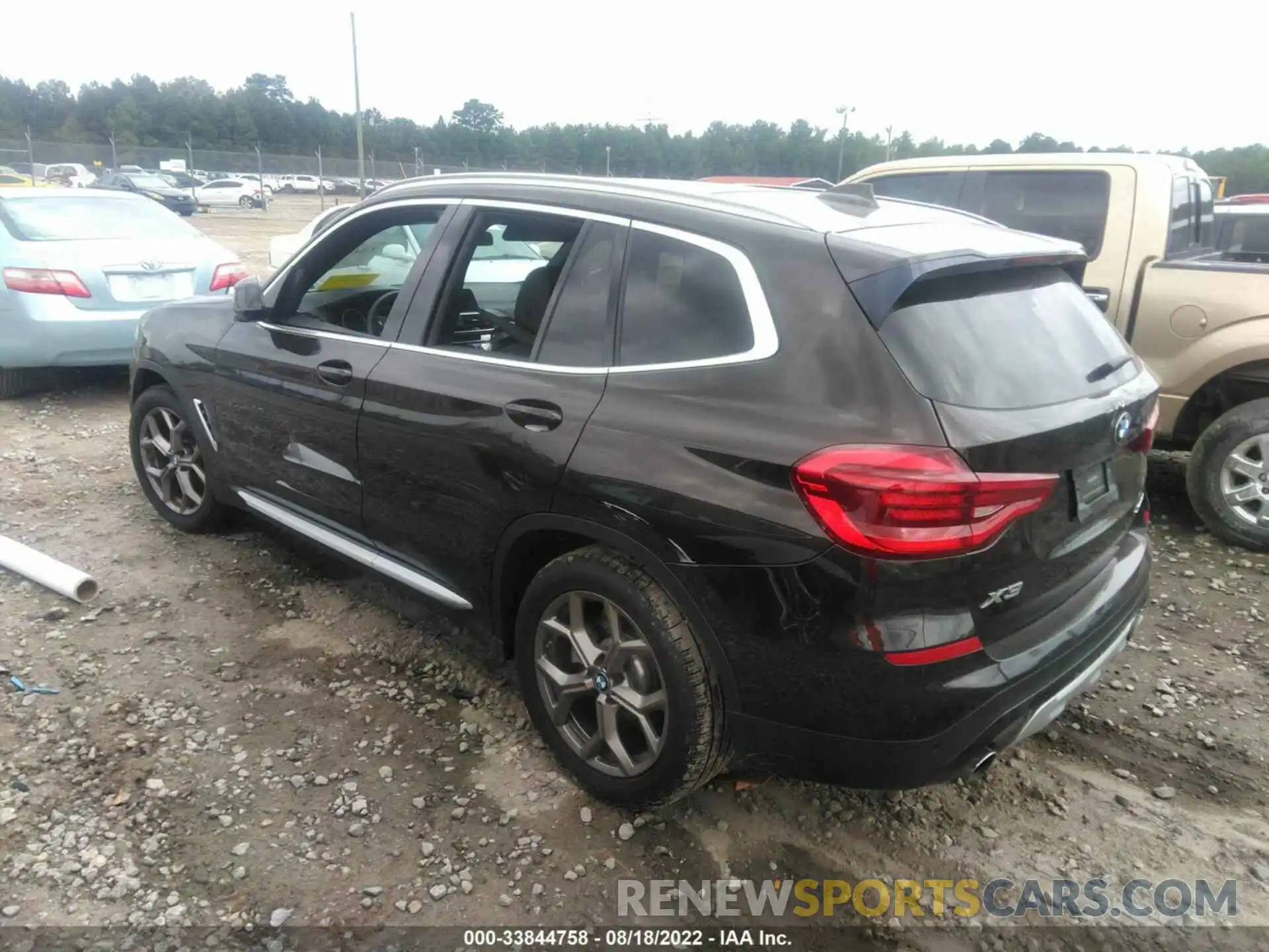 3 Photograph of a damaged car 5UXTY5C07L9B34729 BMW X3 2020