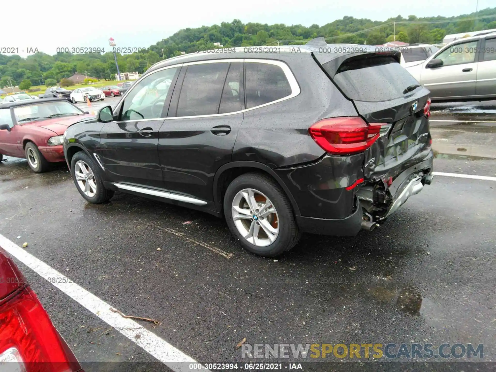 3 Photograph of a damaged car 5UXTY5C07L9C35706 BMW X3 2020