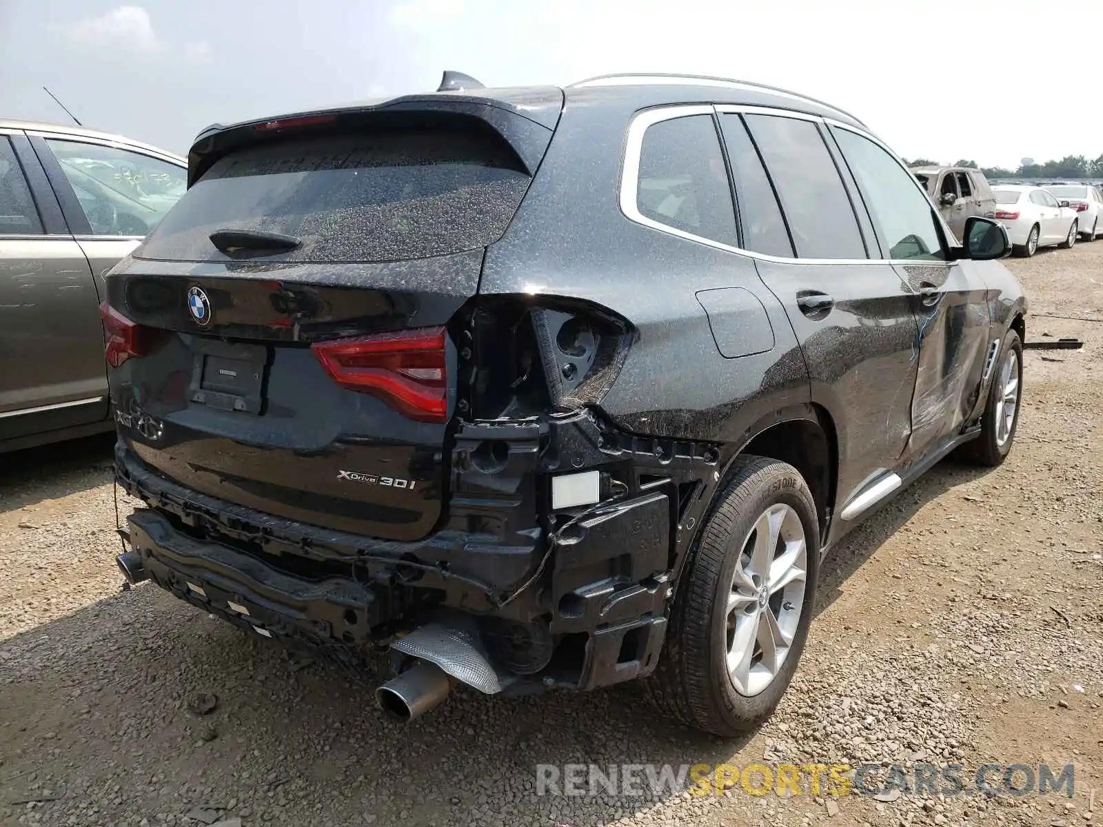 4 Photograph of a damaged car 5UXTY5C07LLE55818 BMW X3 2020